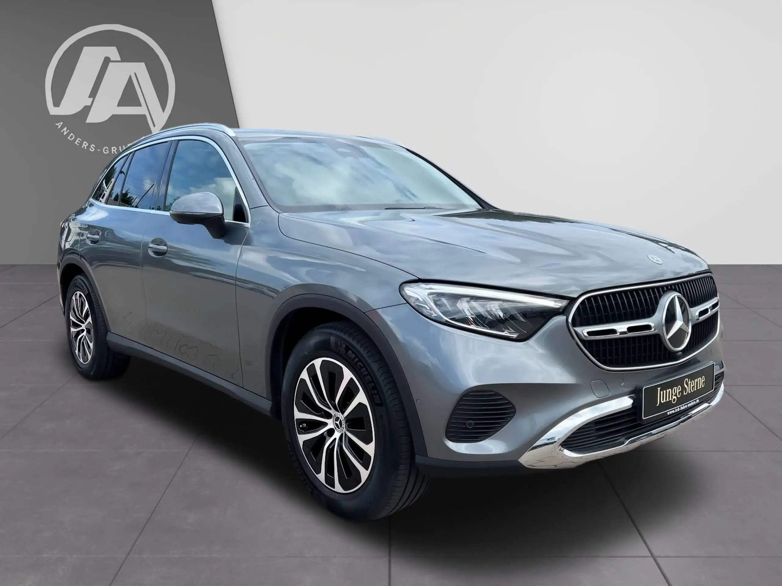 Mercedes-Benz - GLC 220