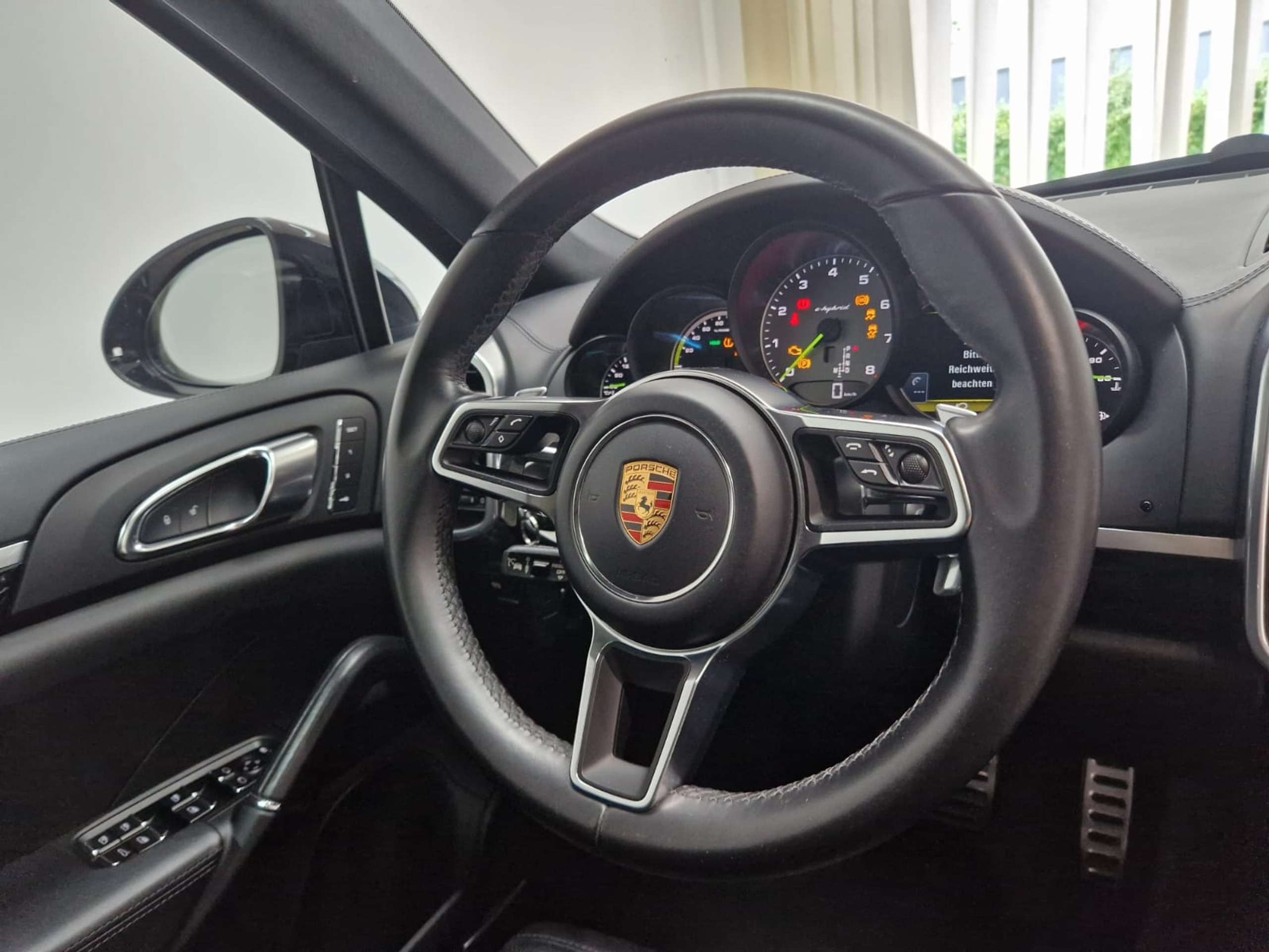 Porsche - Cayenne