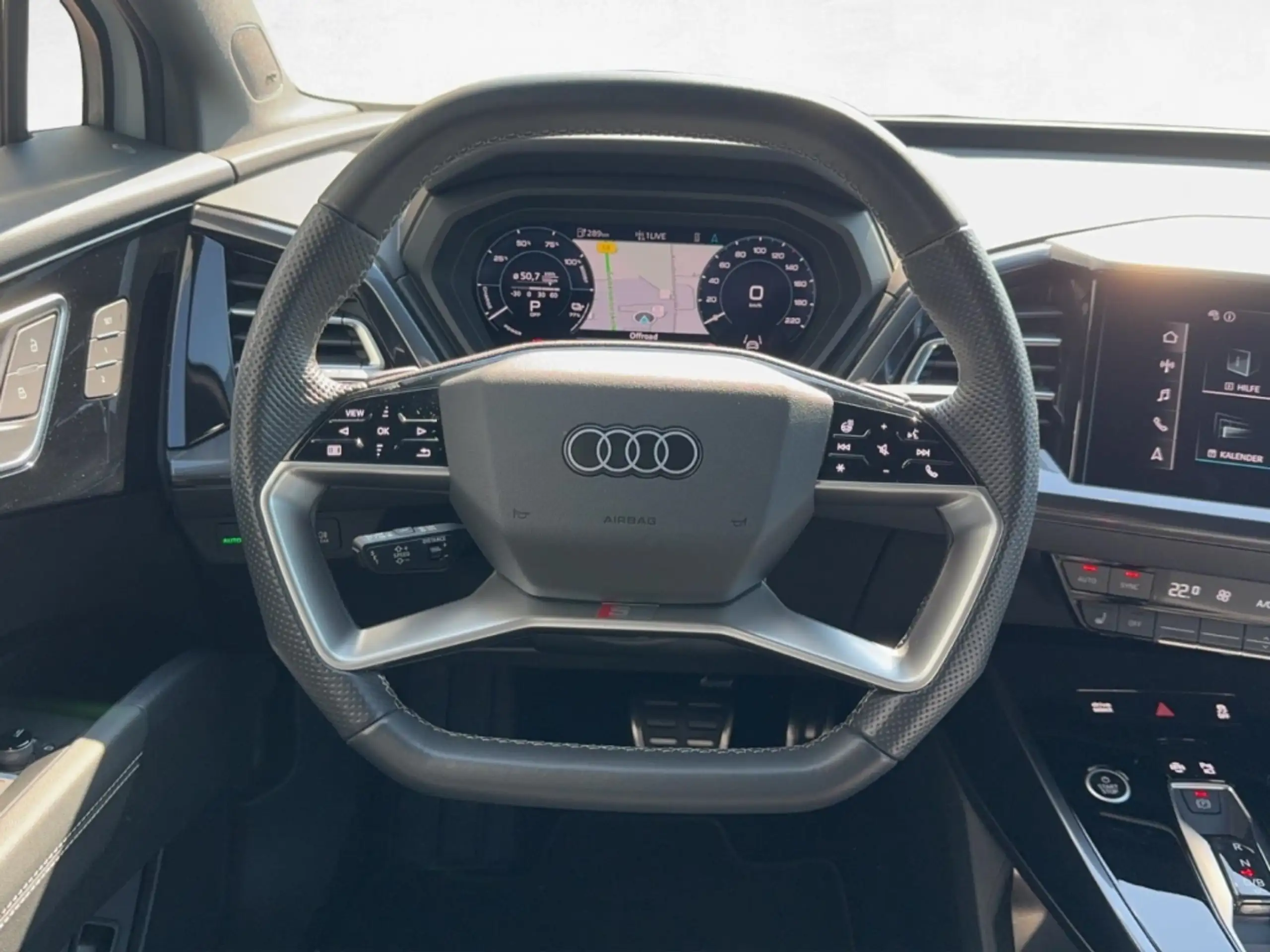 Audi - Q4 e-tron