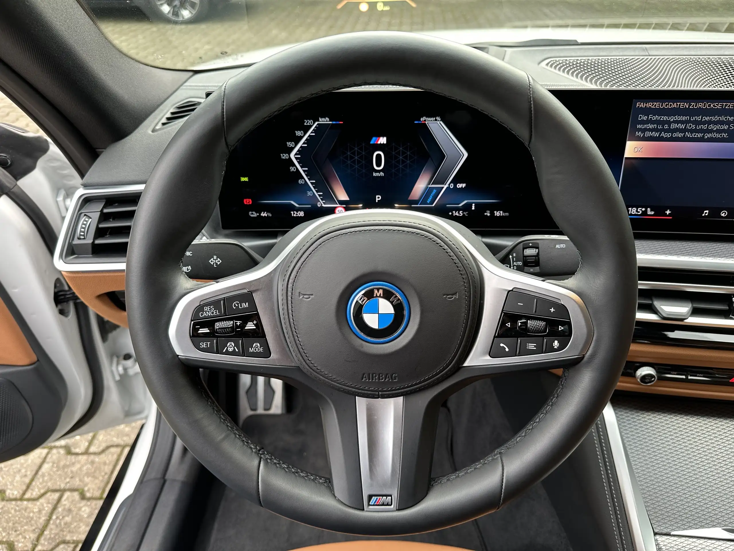 BMW - i4