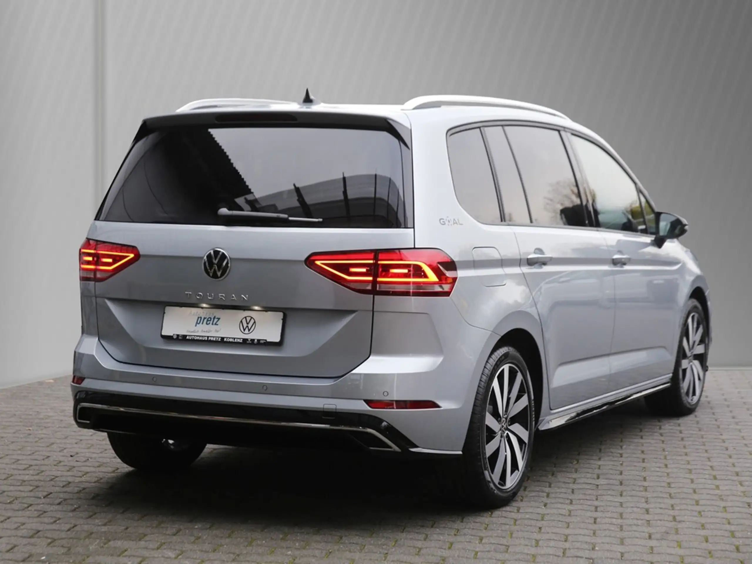 Volkswagen - Touran