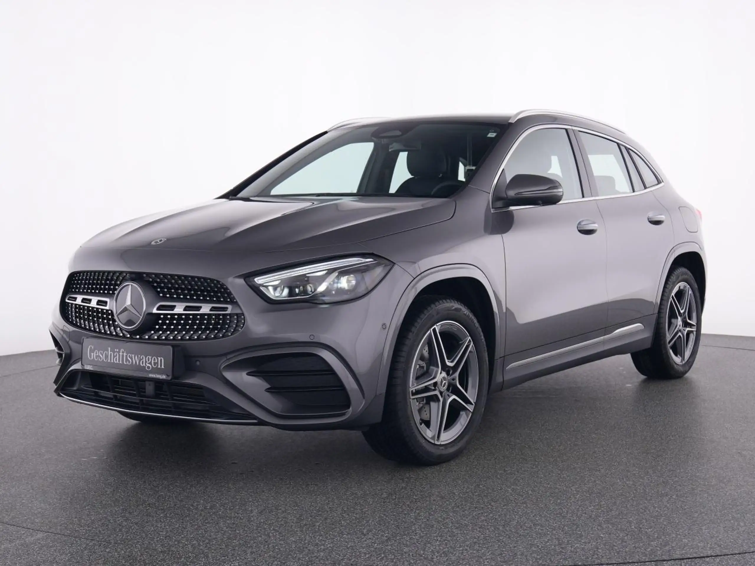 Mercedes-Benz - GLA 250