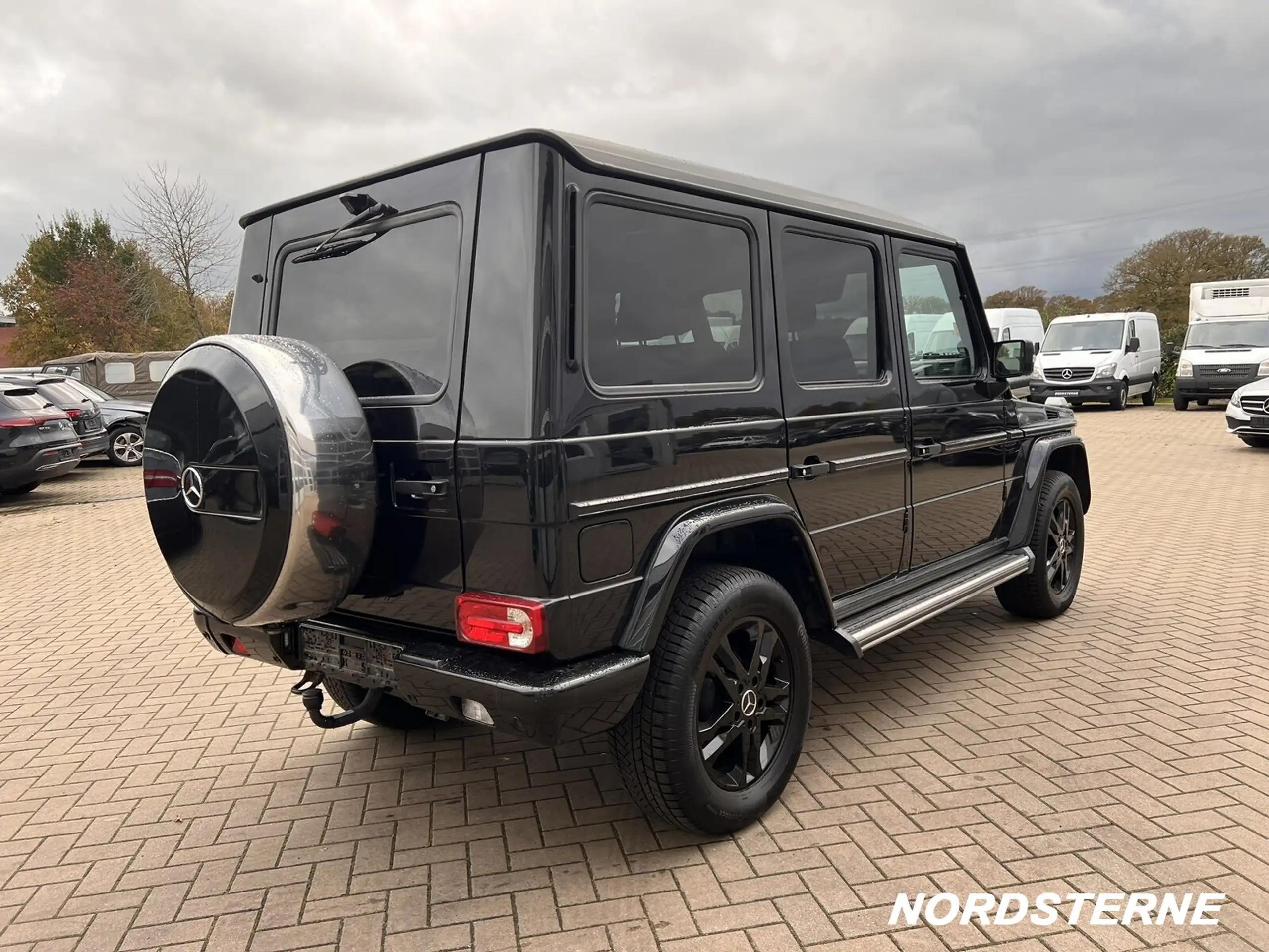 Mercedes-Benz - G 350