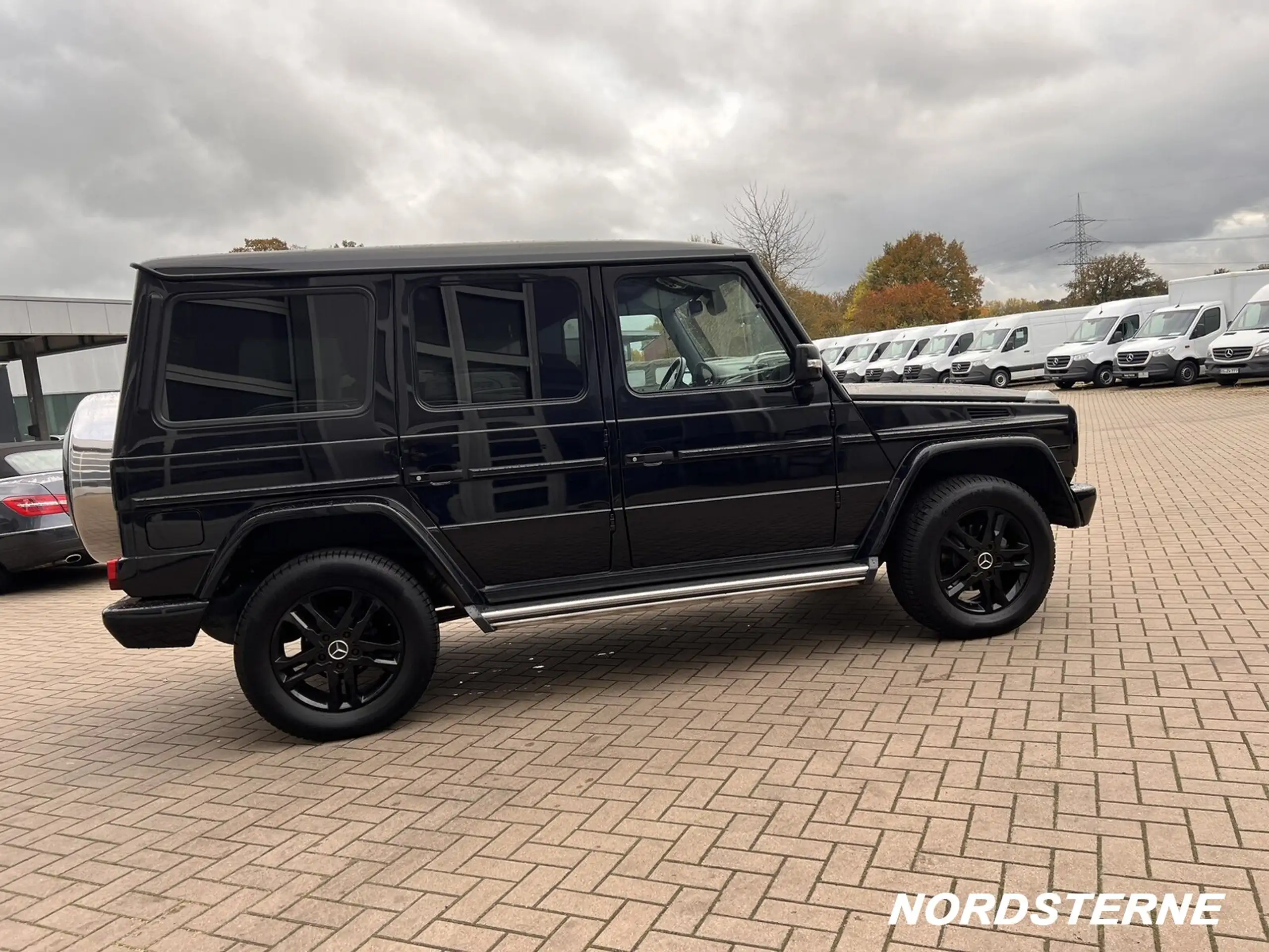 Mercedes-Benz - G 350