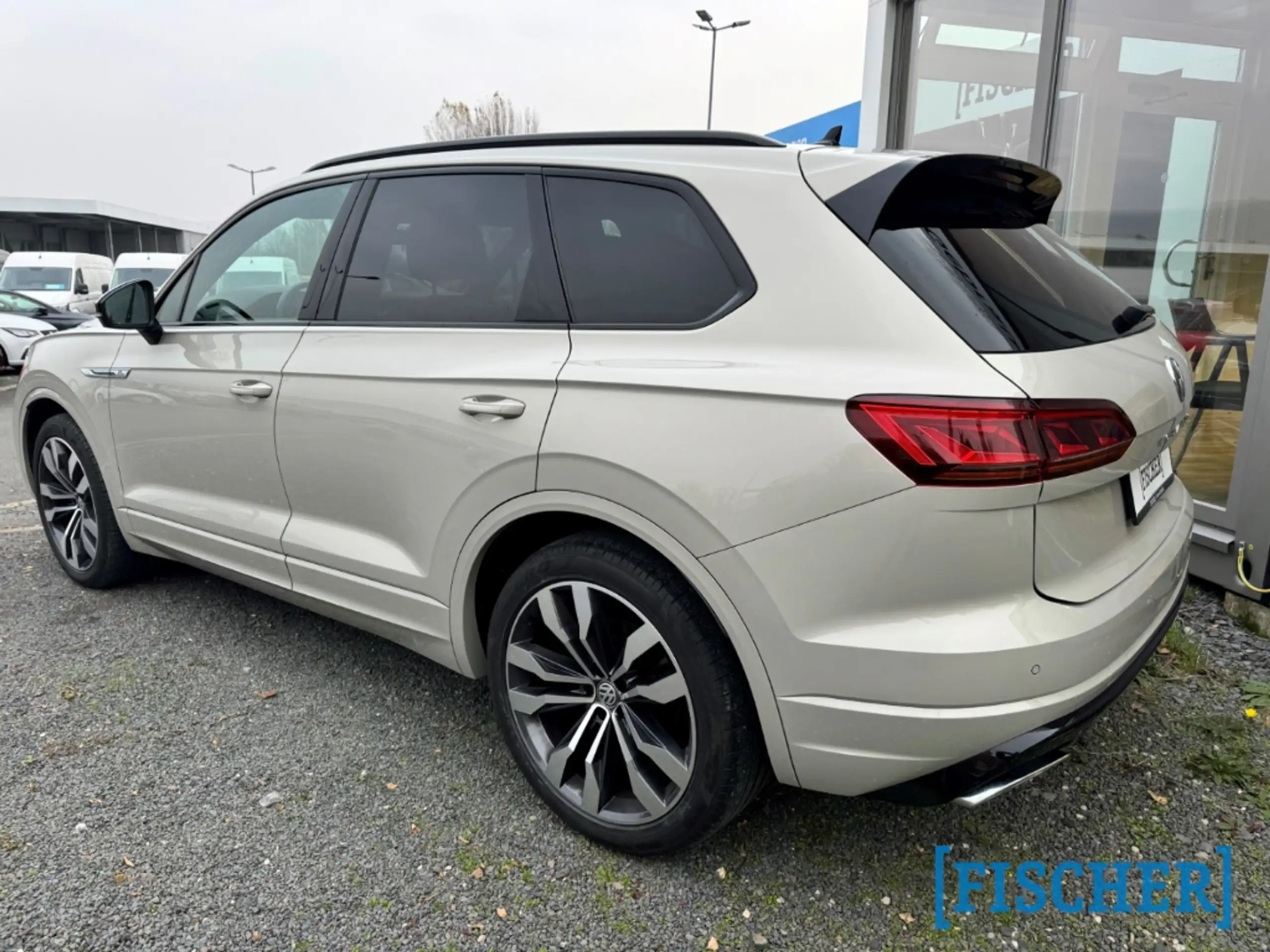 Volkswagen - Touareg