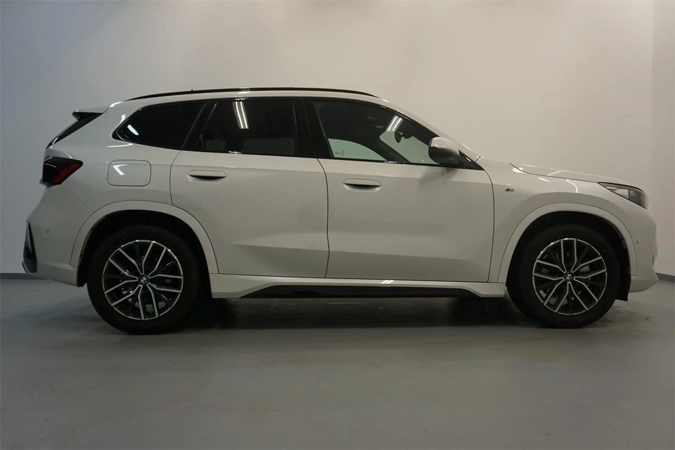 BMW - X1