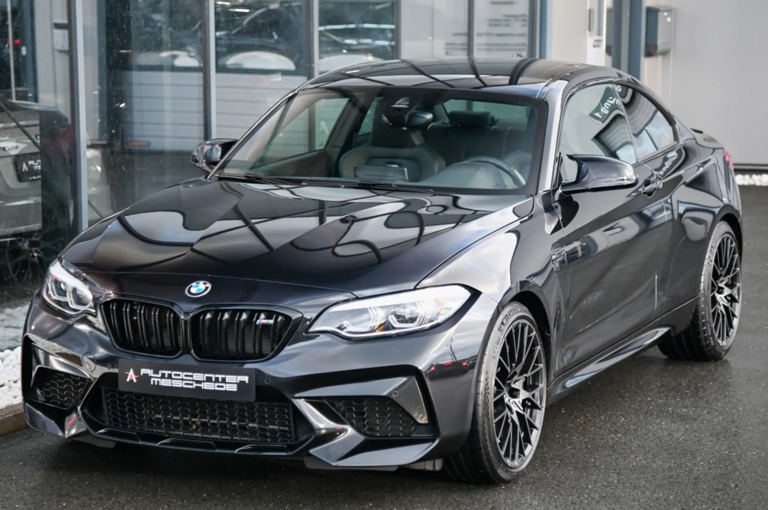 BMW - M2