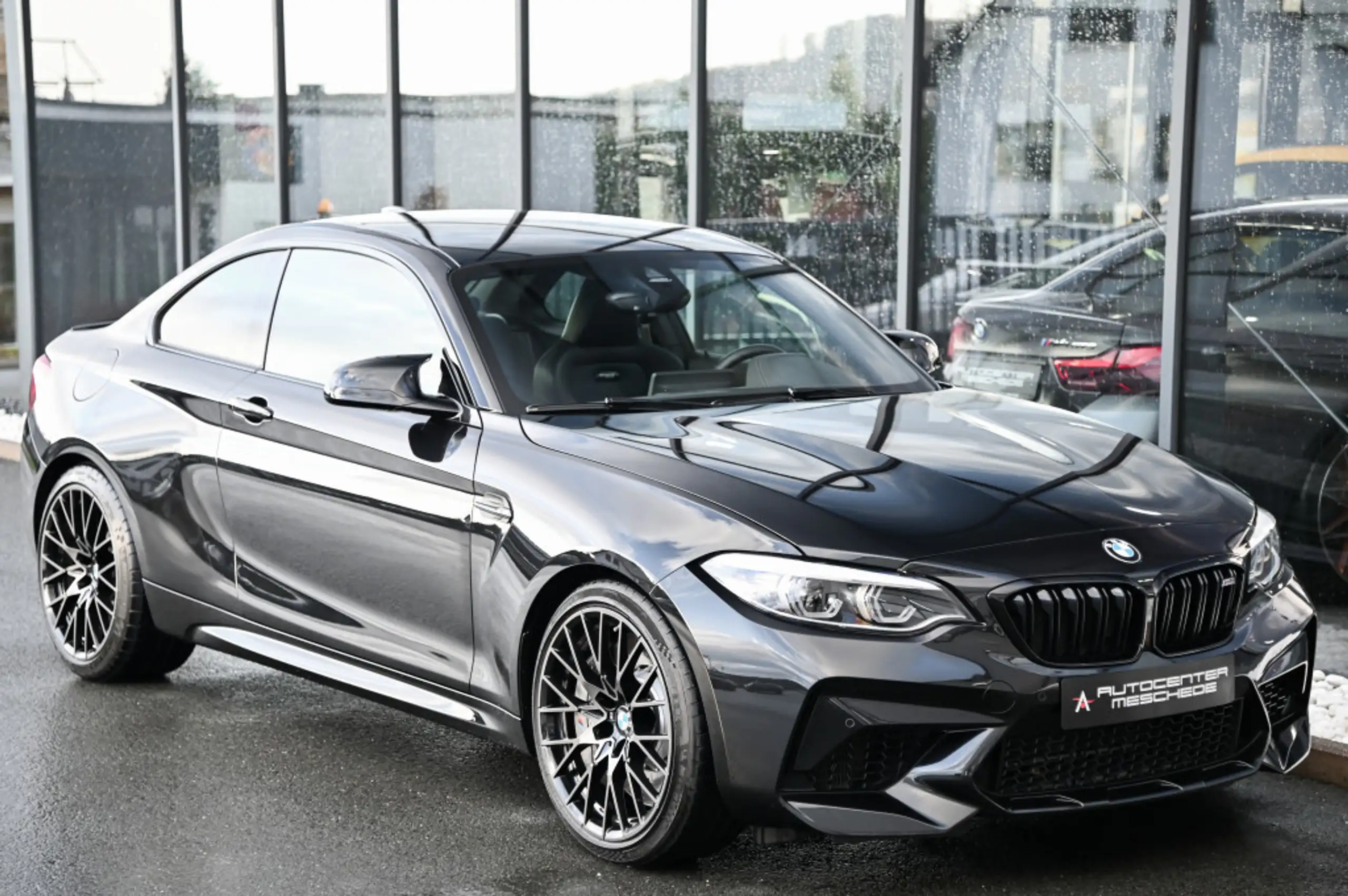 BMW - M2