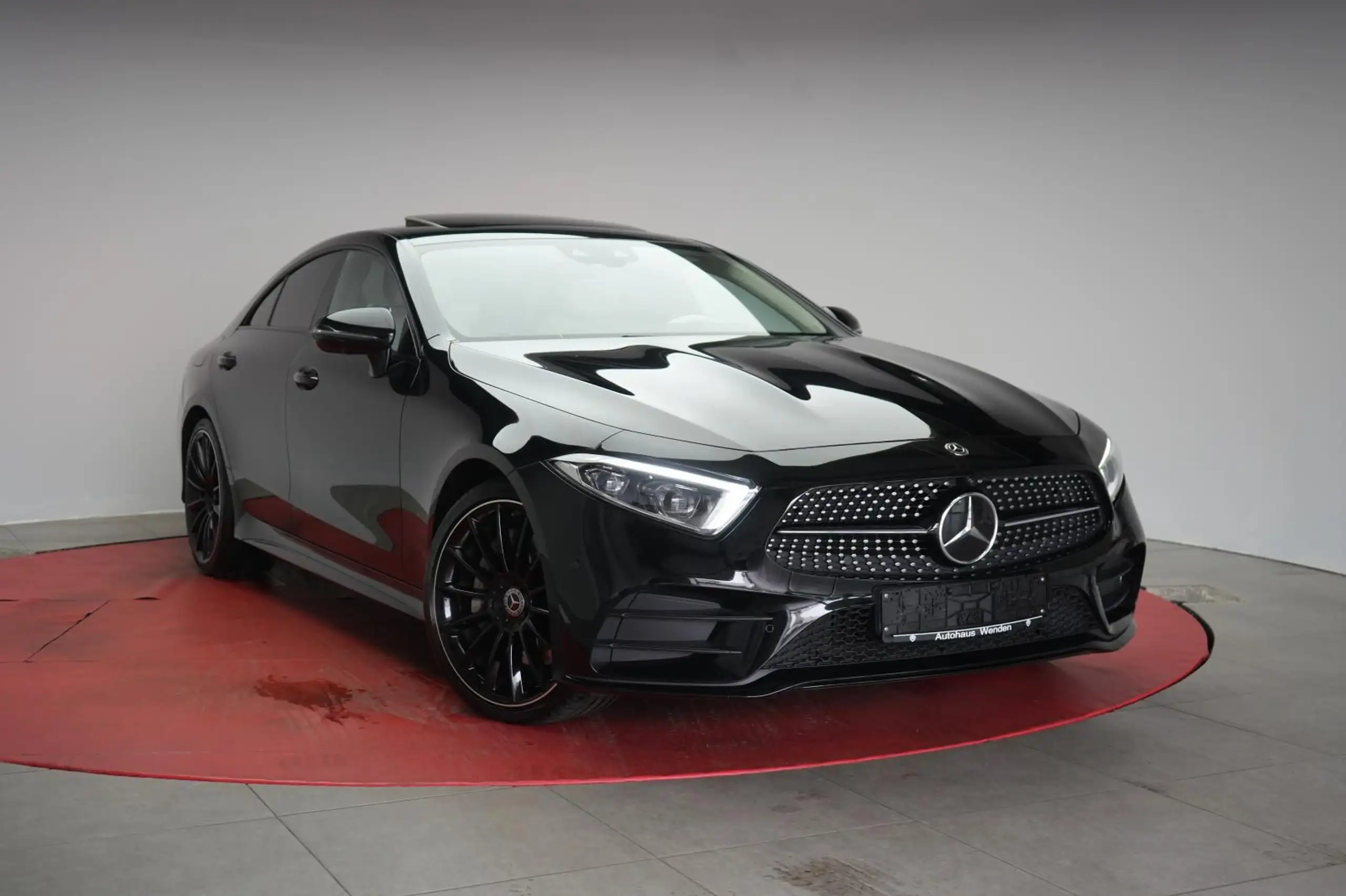 Mercedes-Benz - CLS 300