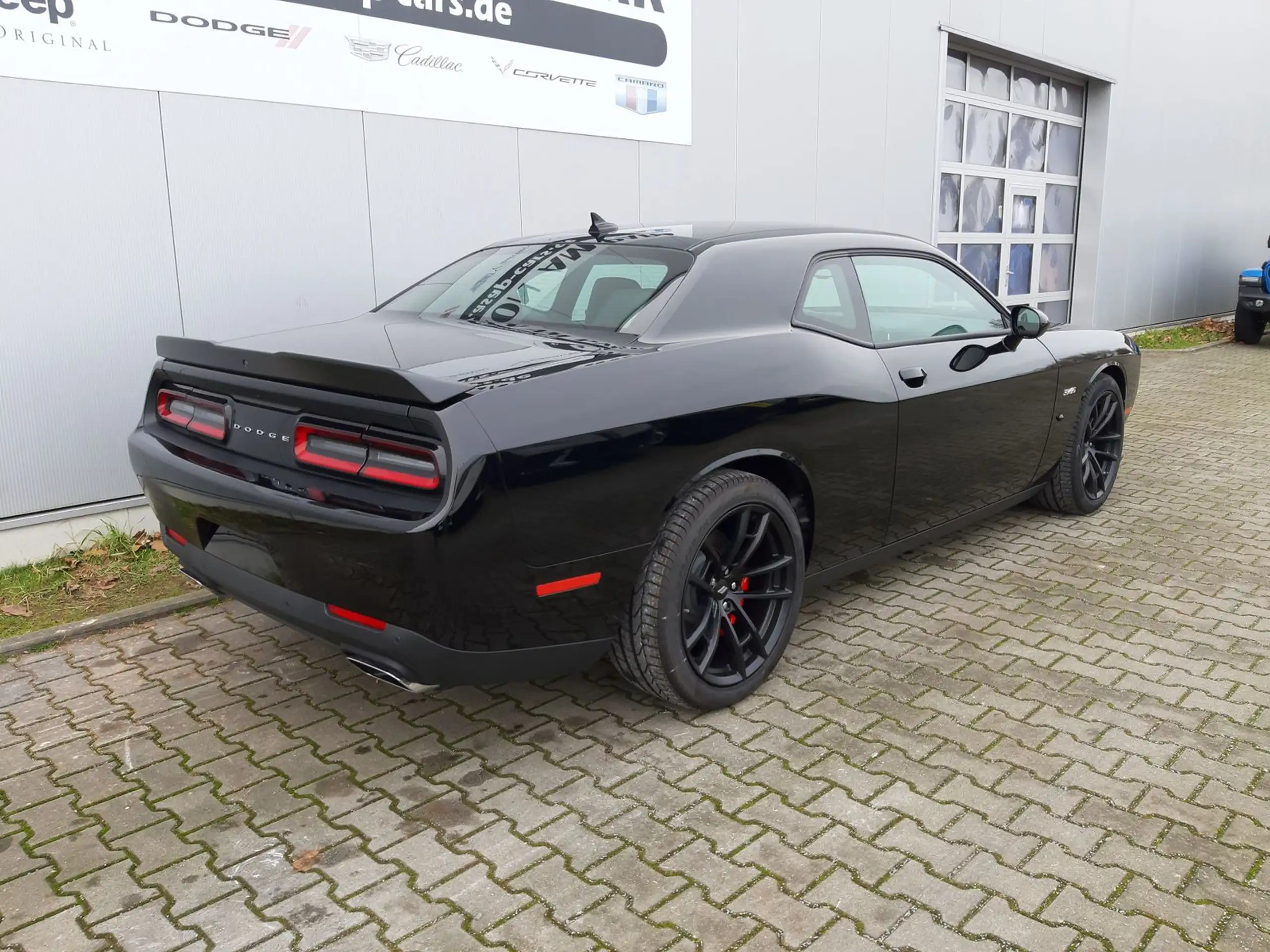 Dodge - Challenger