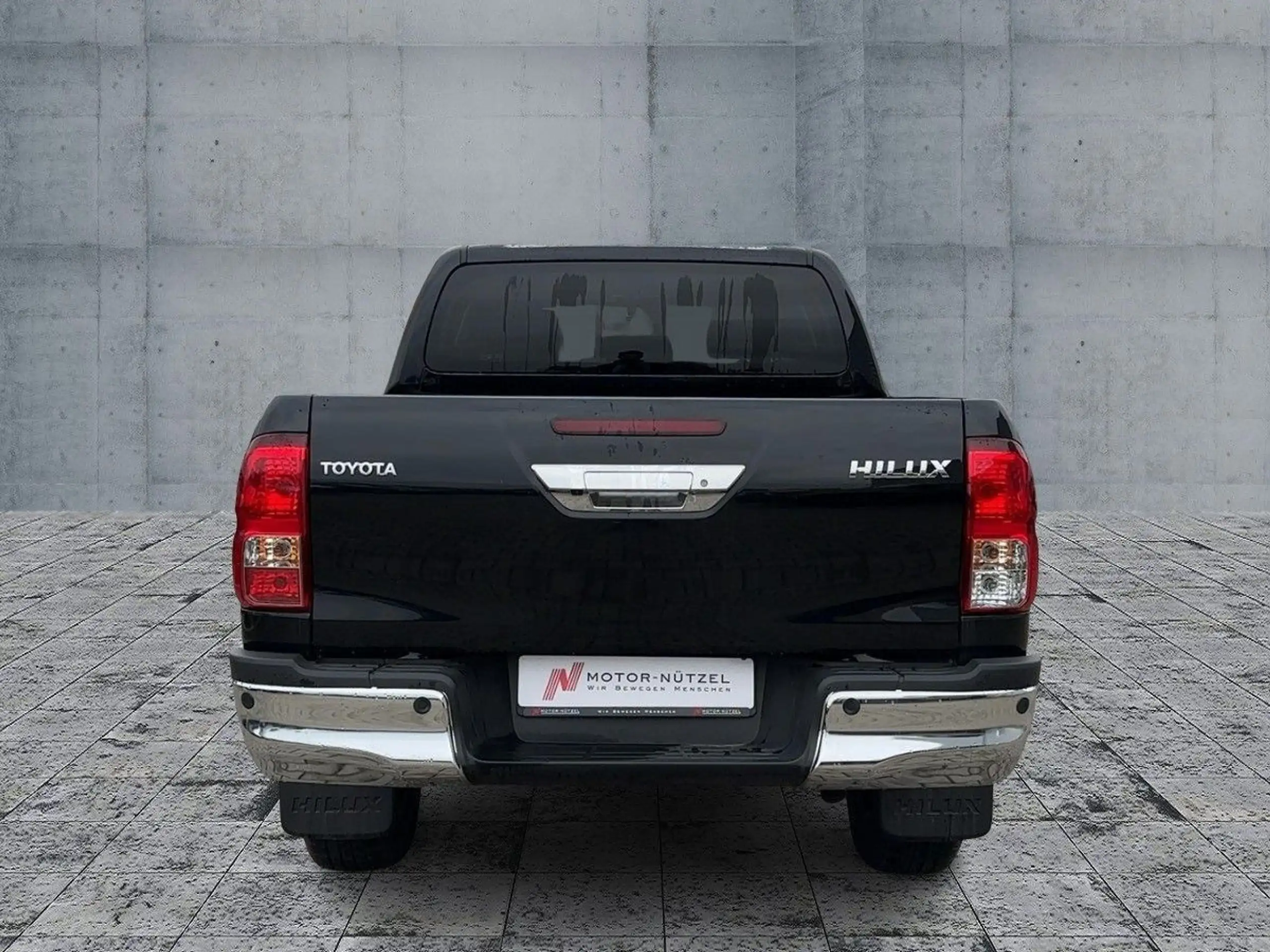 Toyota - Hilux