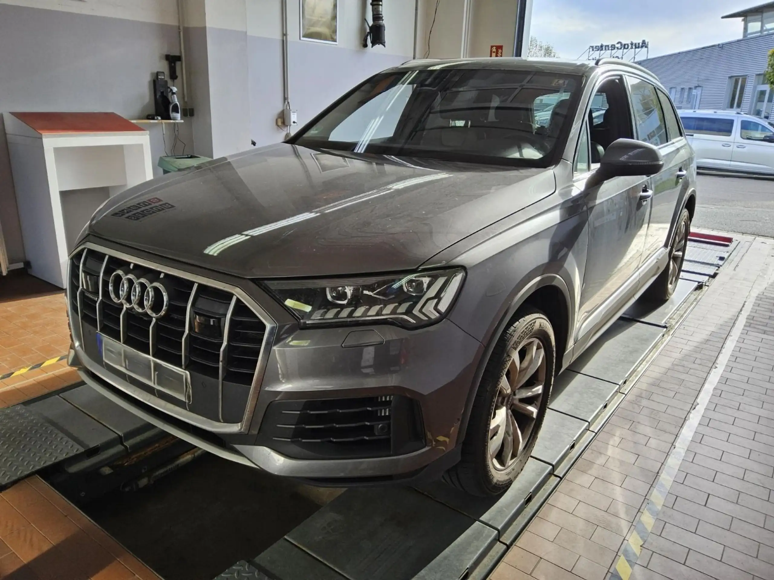 Audi - Q7