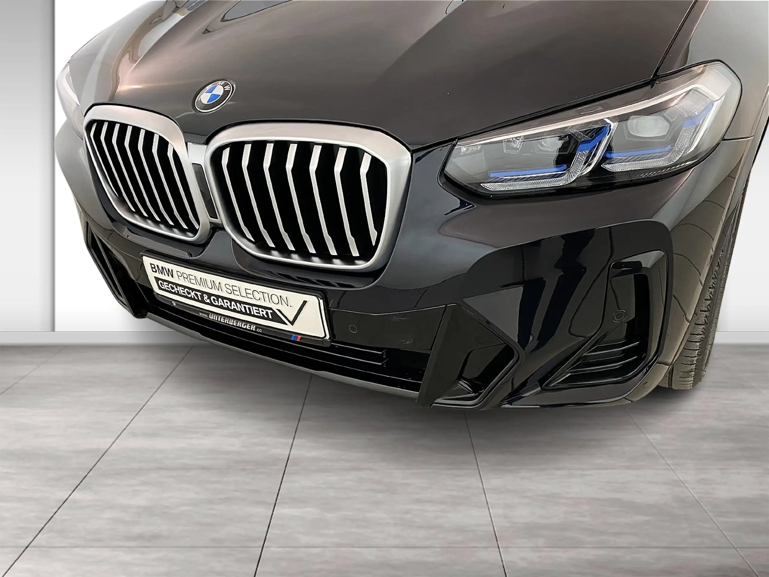 BMW - X3