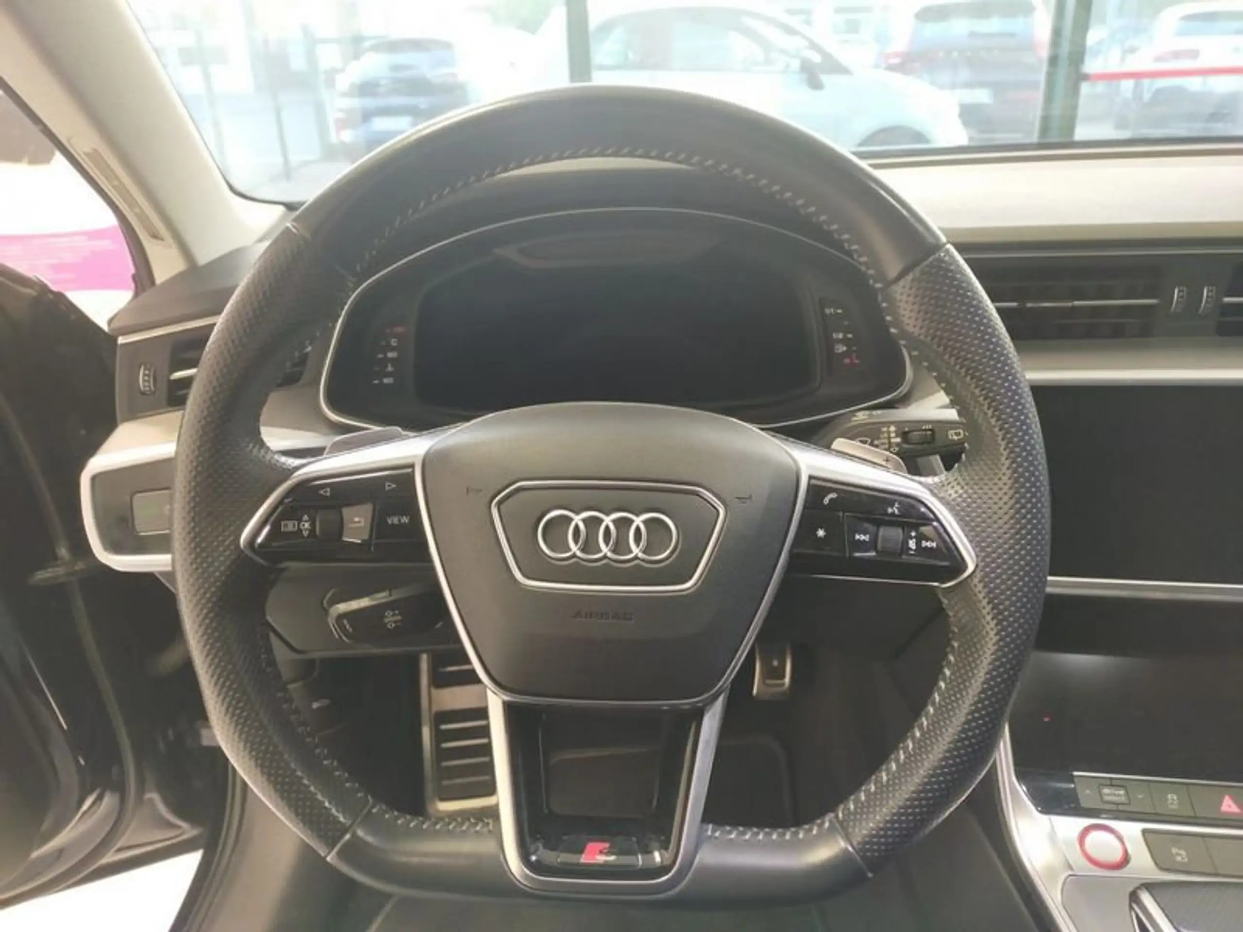 Audi - A6