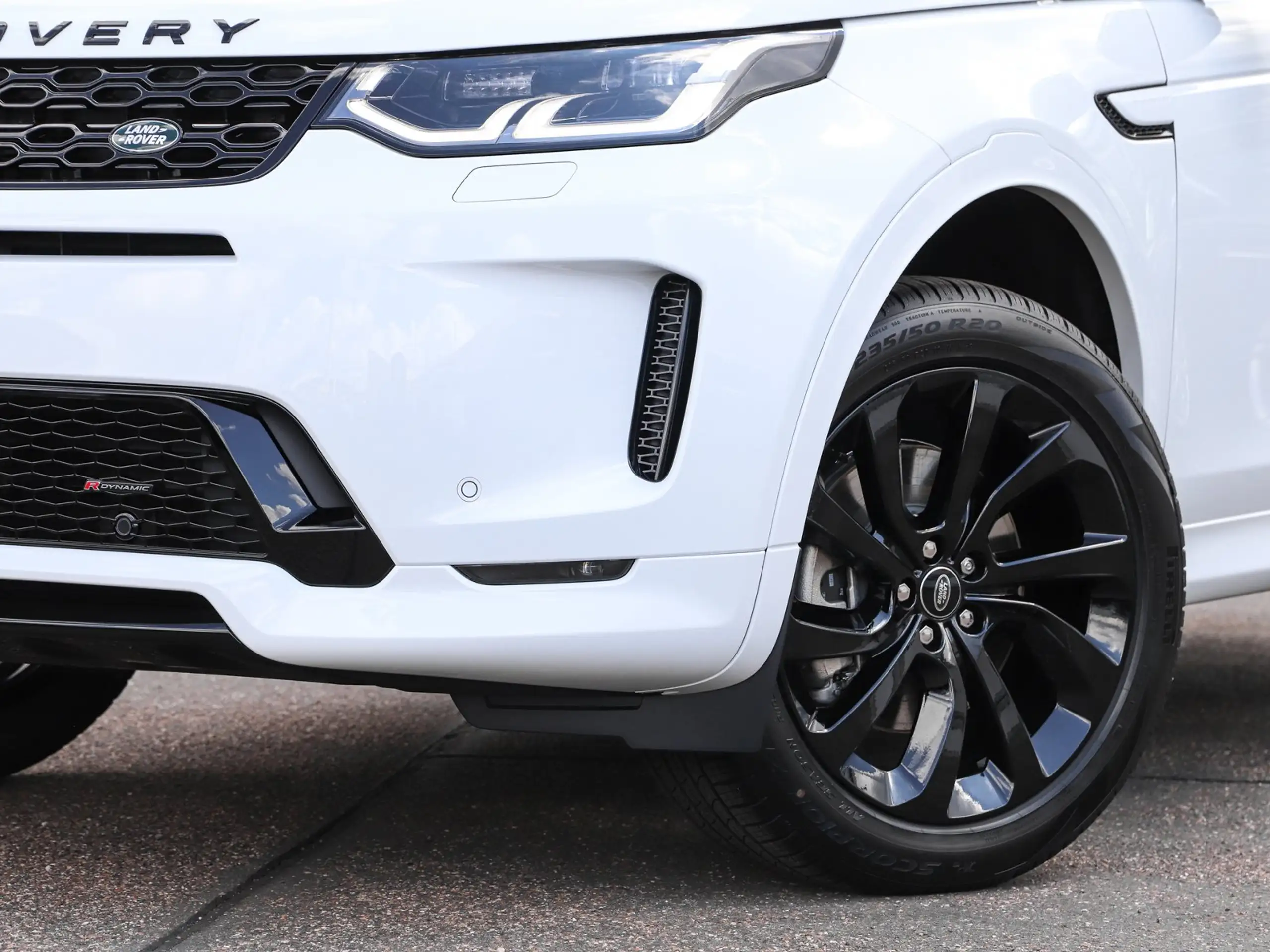 Land Rover - Discovery Sport