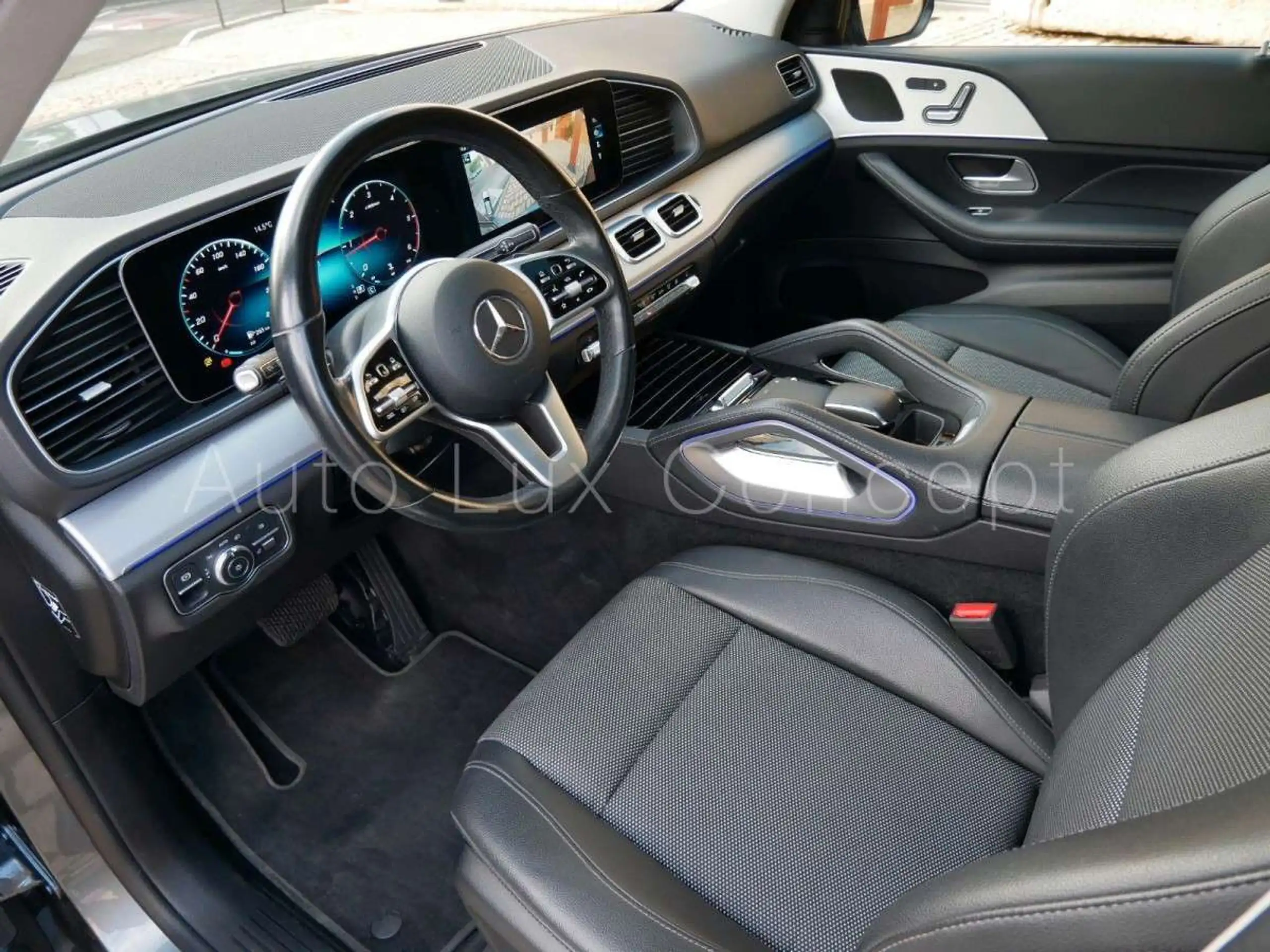 Mercedes-Benz - GLE 300