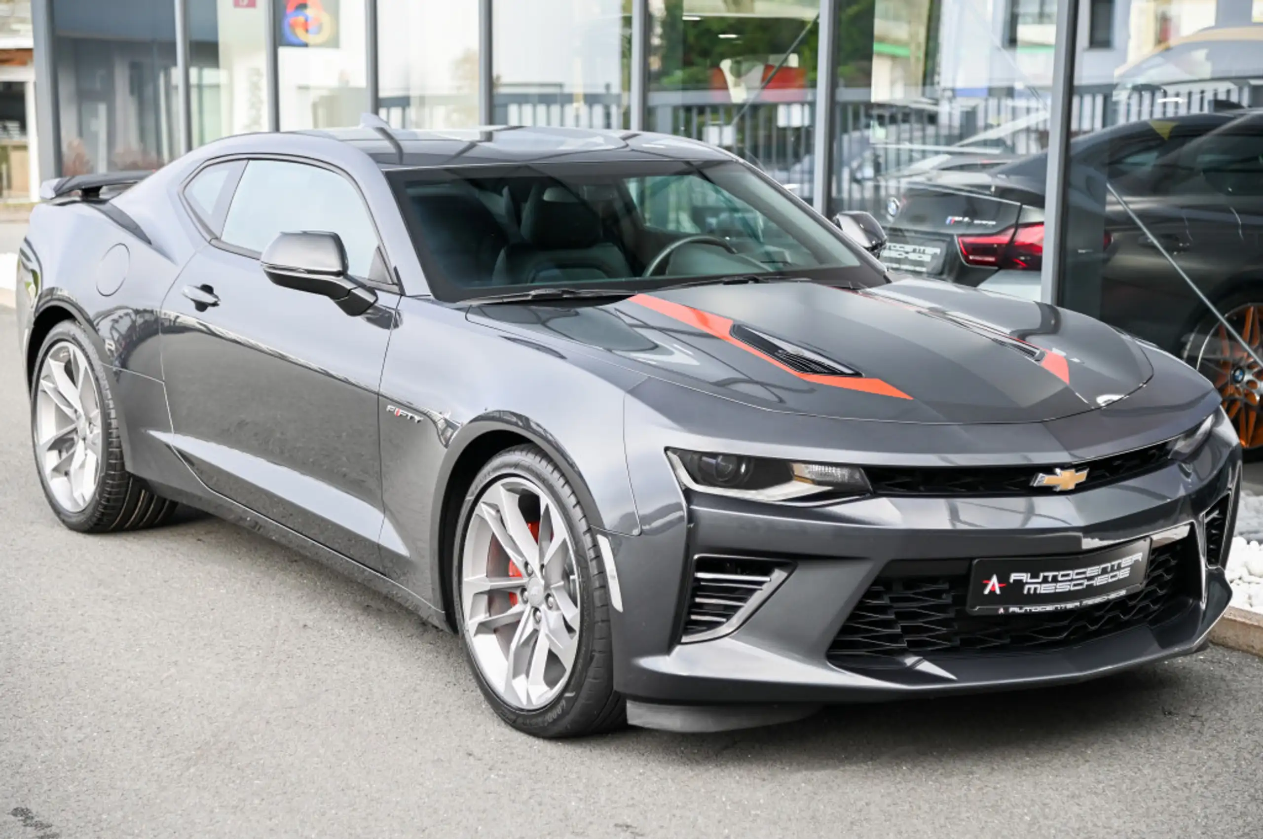 Chevrolet - Camaro