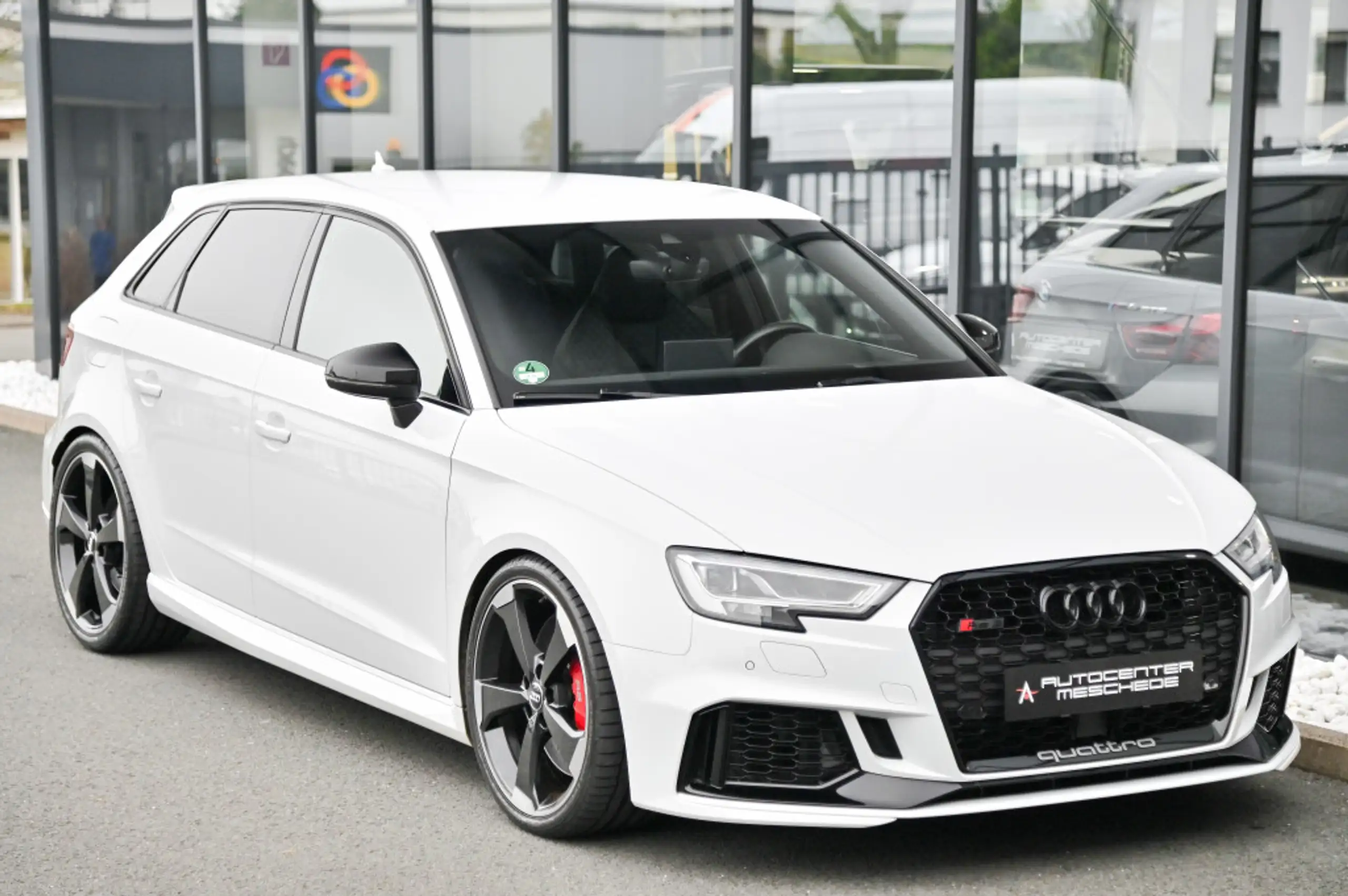 Audi - RS3