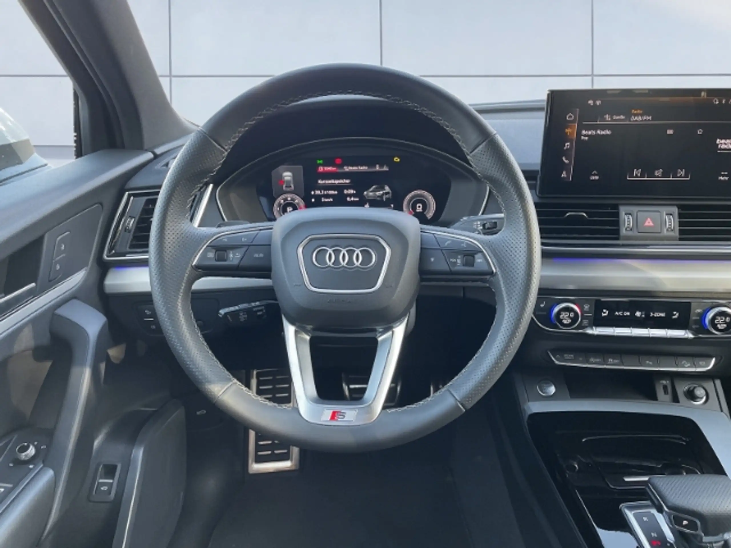 Audi - Q5