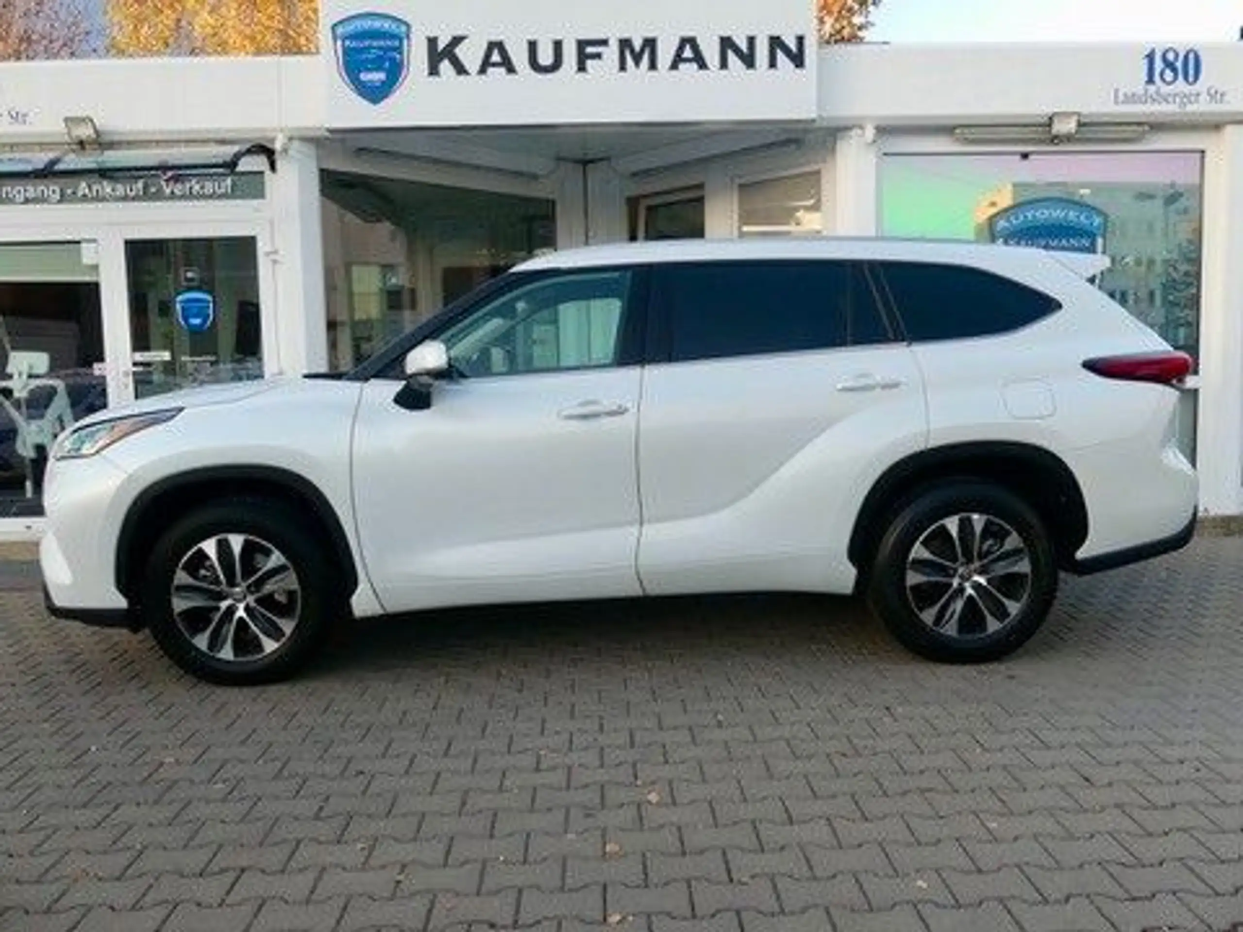 Toyota - Highlander