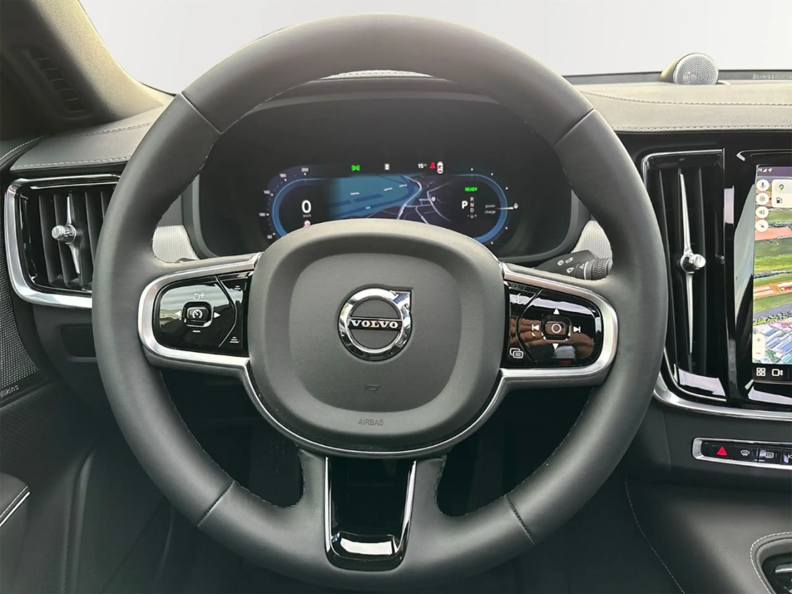 Volvo - S90