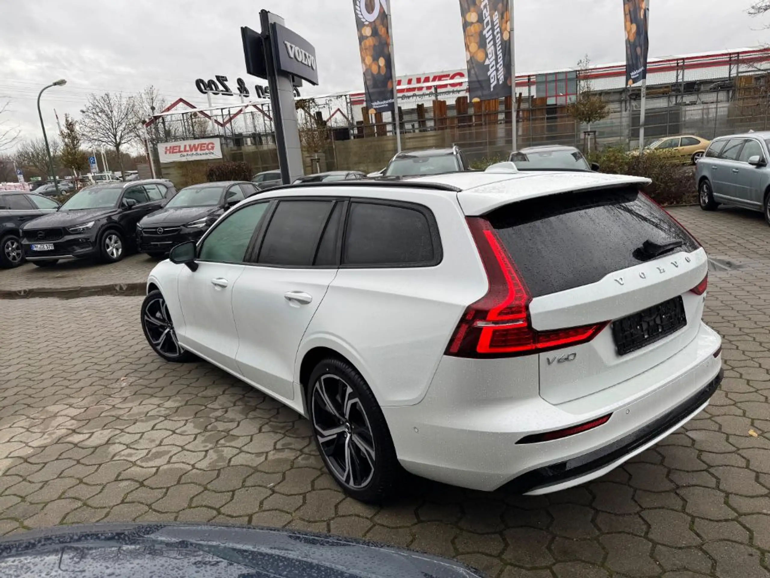 Volvo - V60