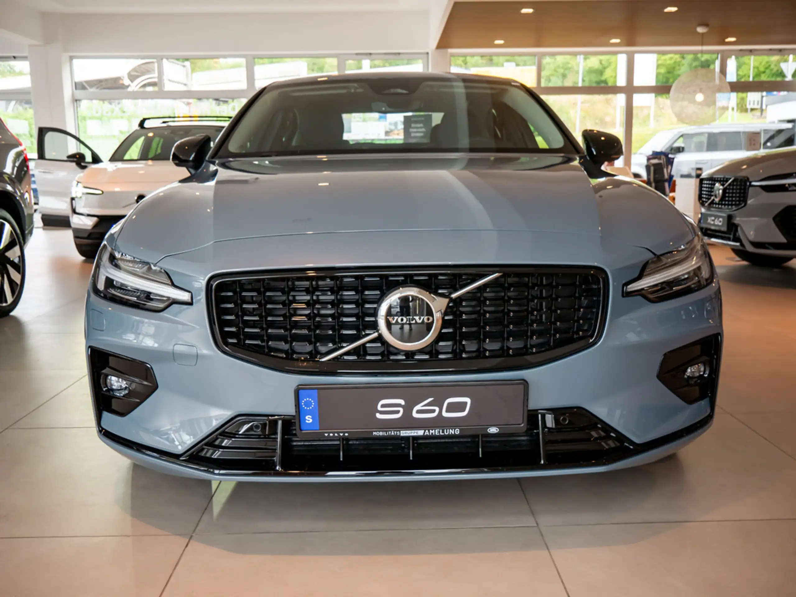 Volvo - S60