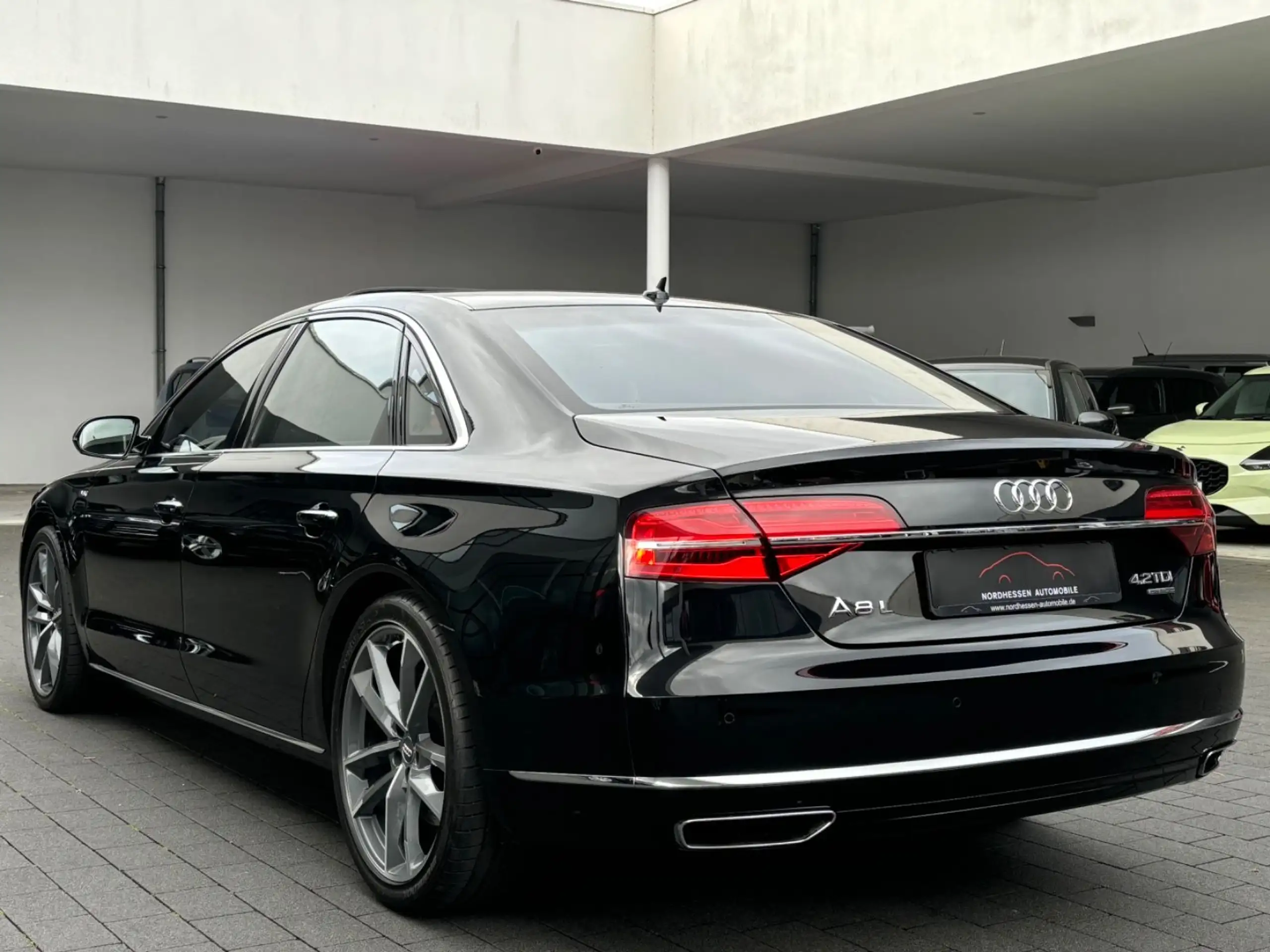 Audi - A8