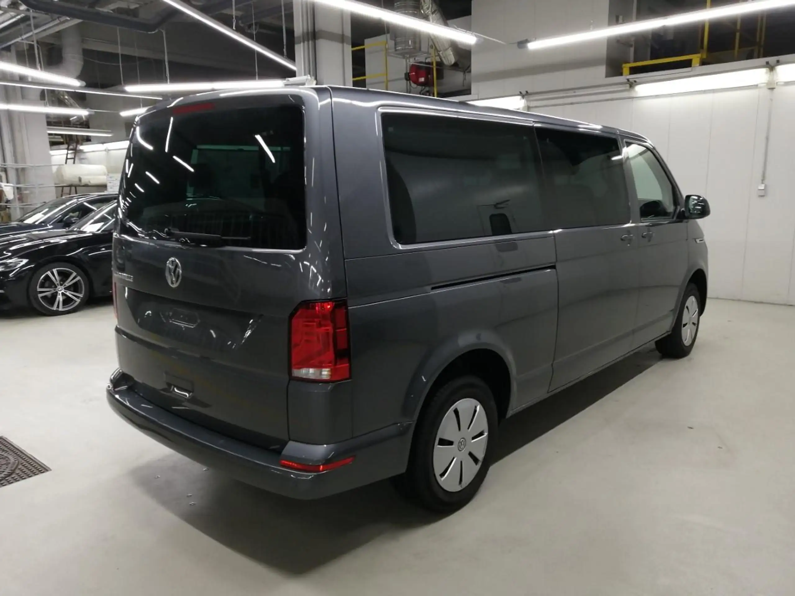 Volkswagen - T6.1 Caravelle