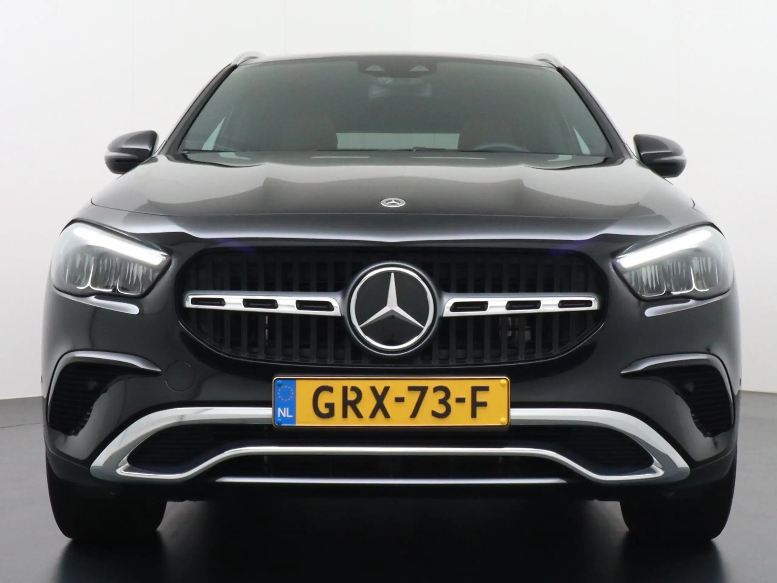 Mercedes-Benz - GLA 250