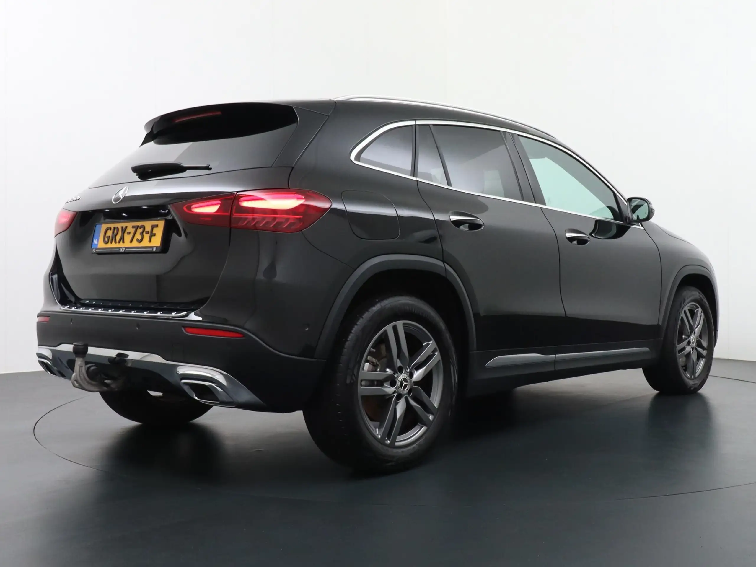 Mercedes-Benz - GLA 250