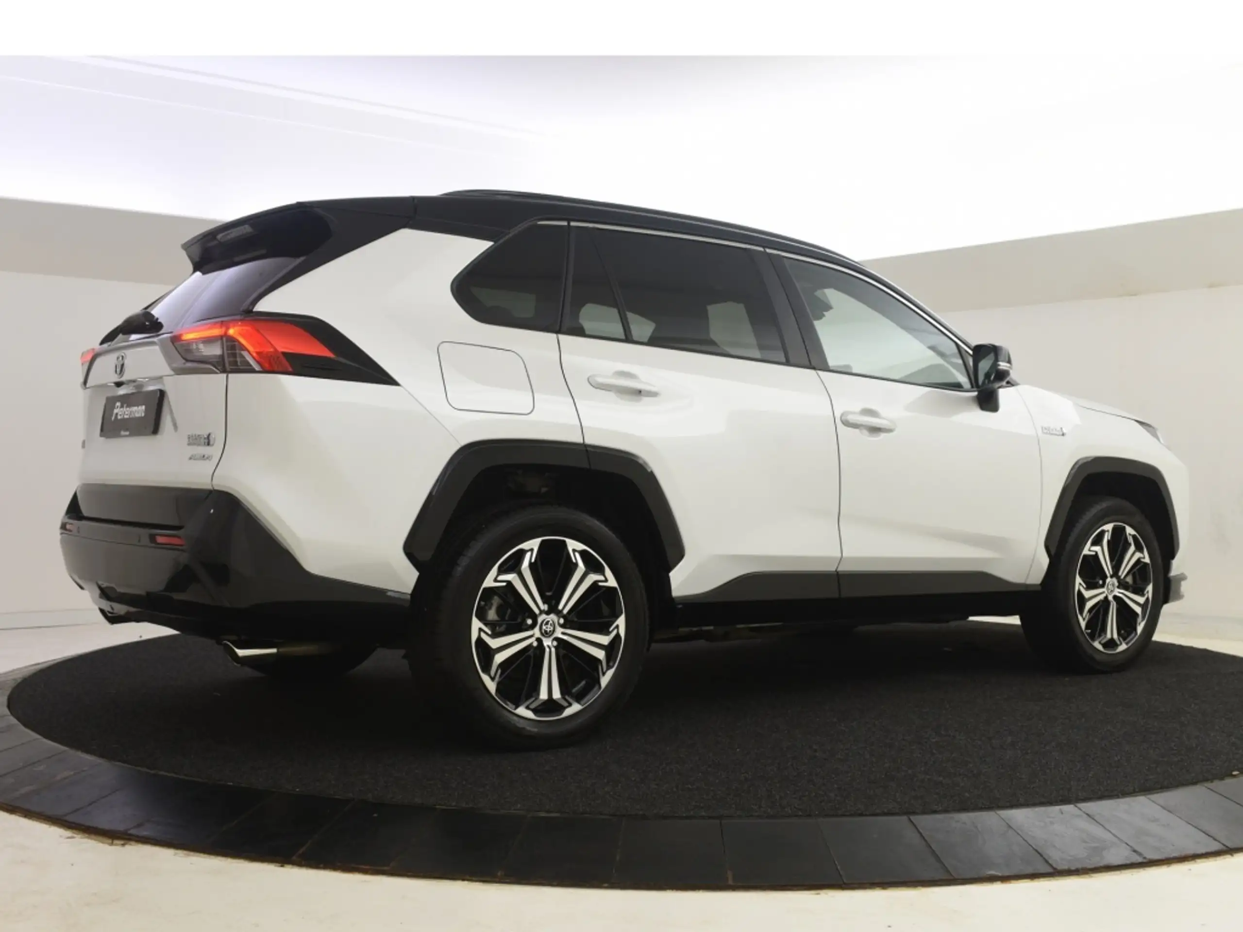 Toyota - RAV 4