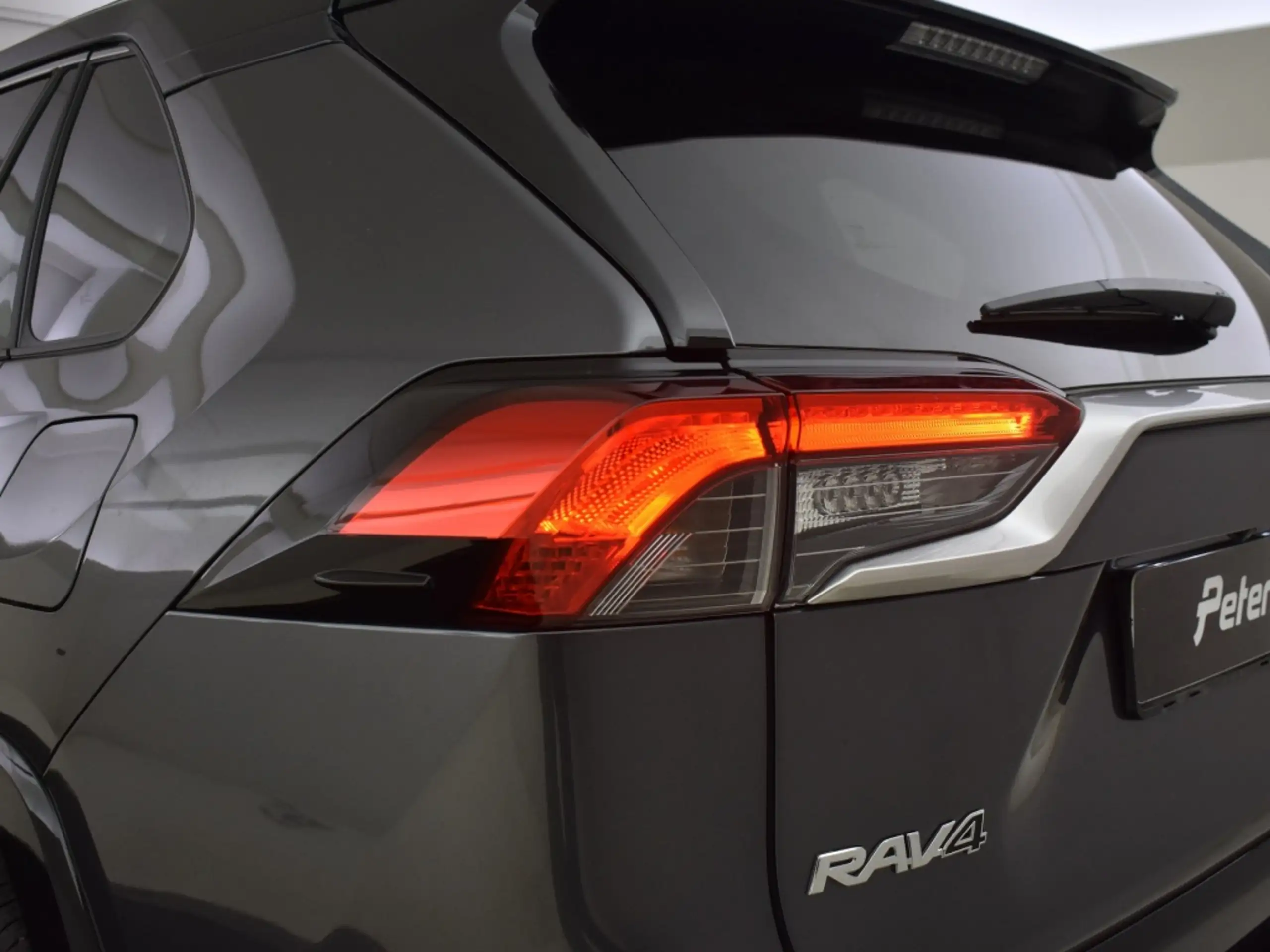 Toyota - RAV 4