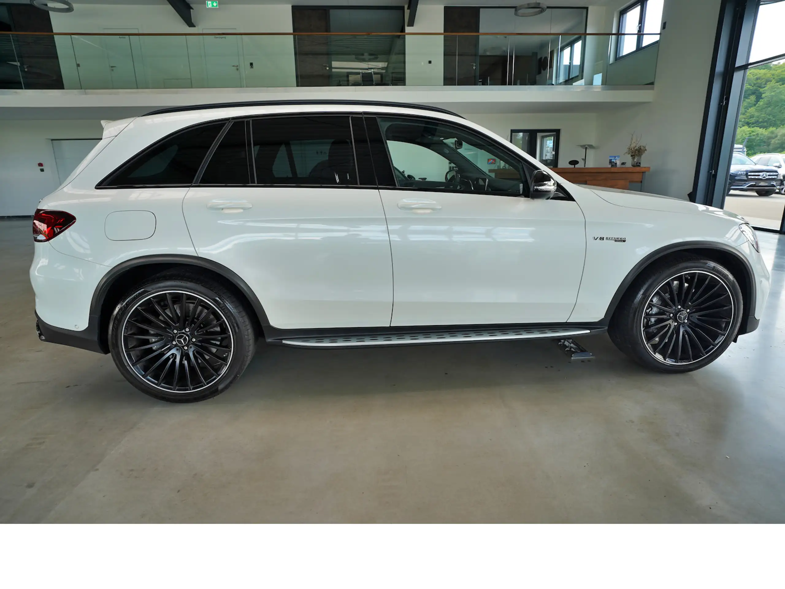 Mercedes-Benz - GLC 63 AMG