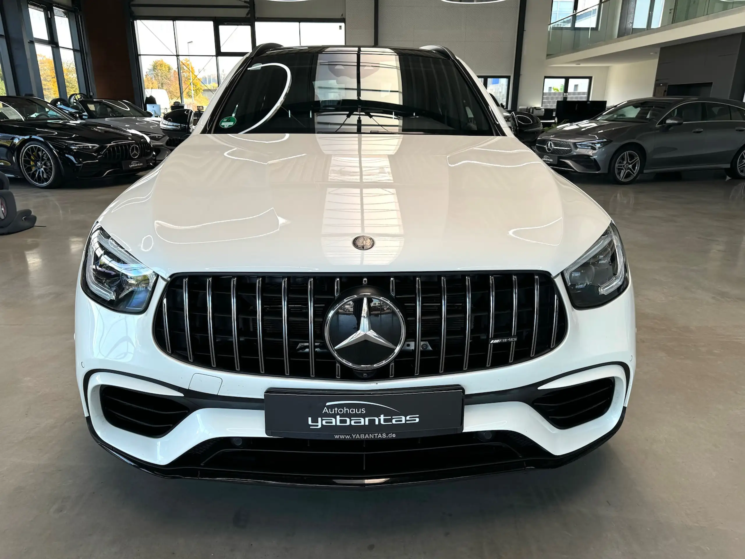 Mercedes-Benz - GLC 63 AMG