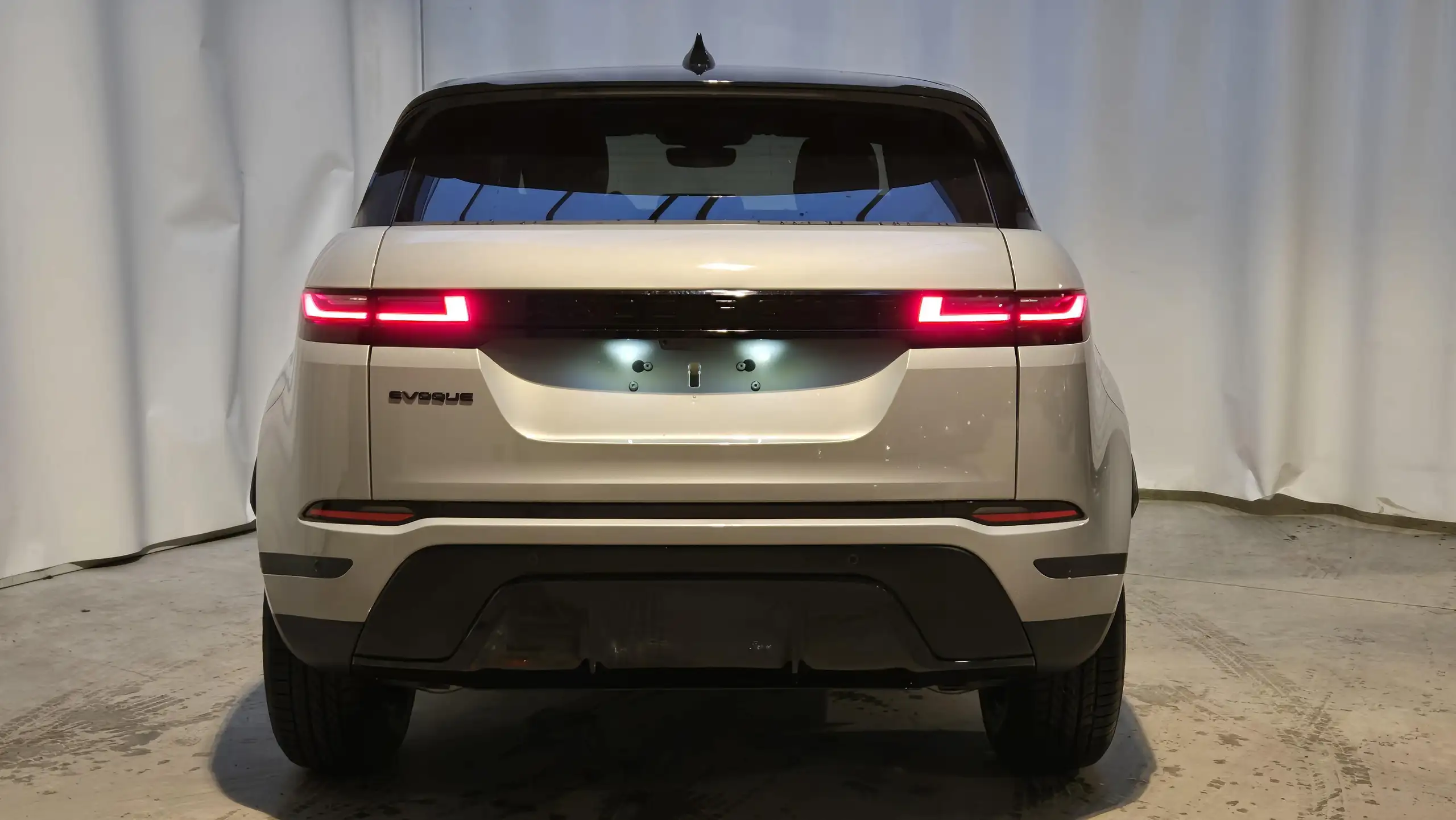 Land Rover - Range Rover Evoque