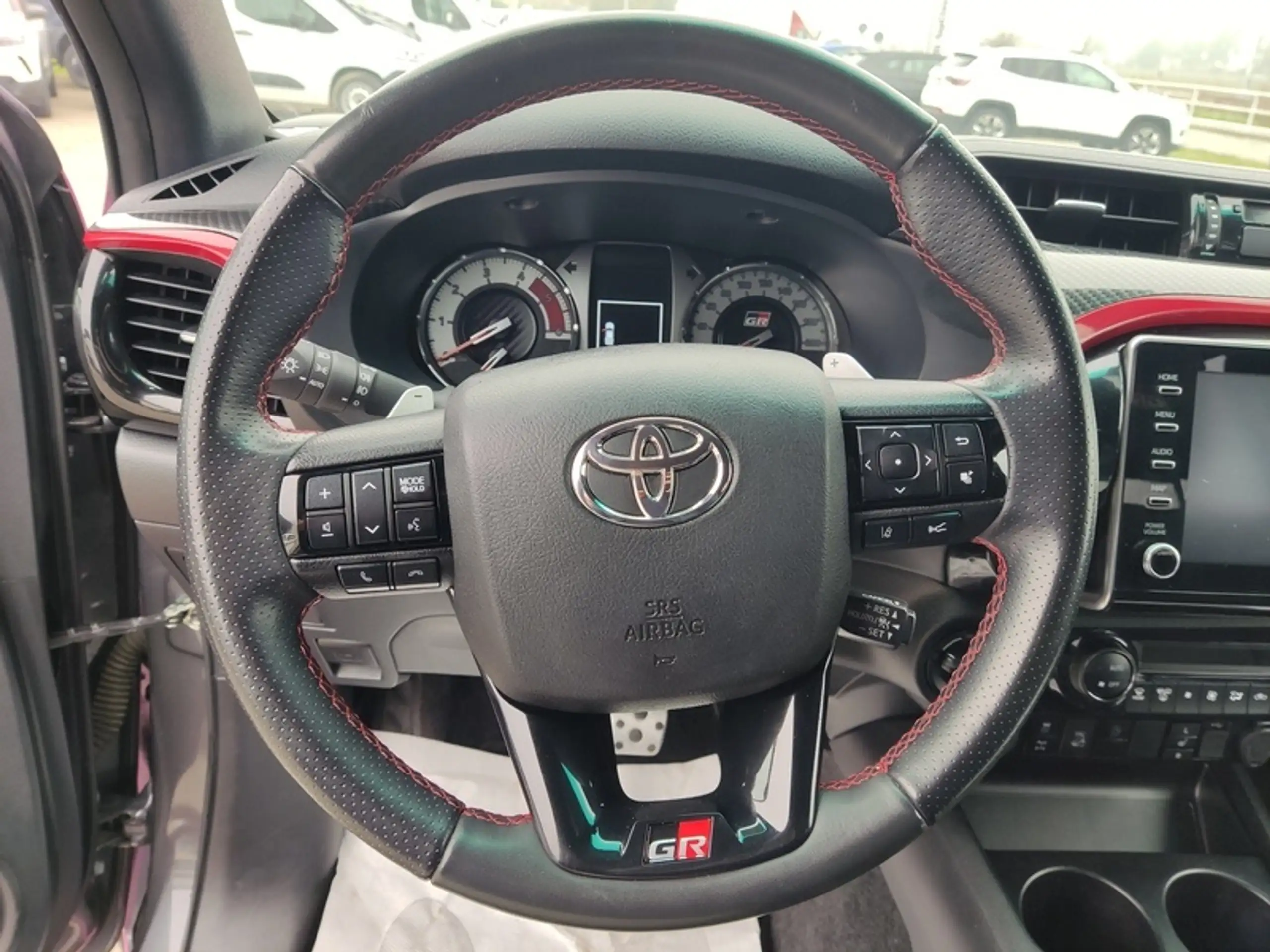 Toyota - Hilux