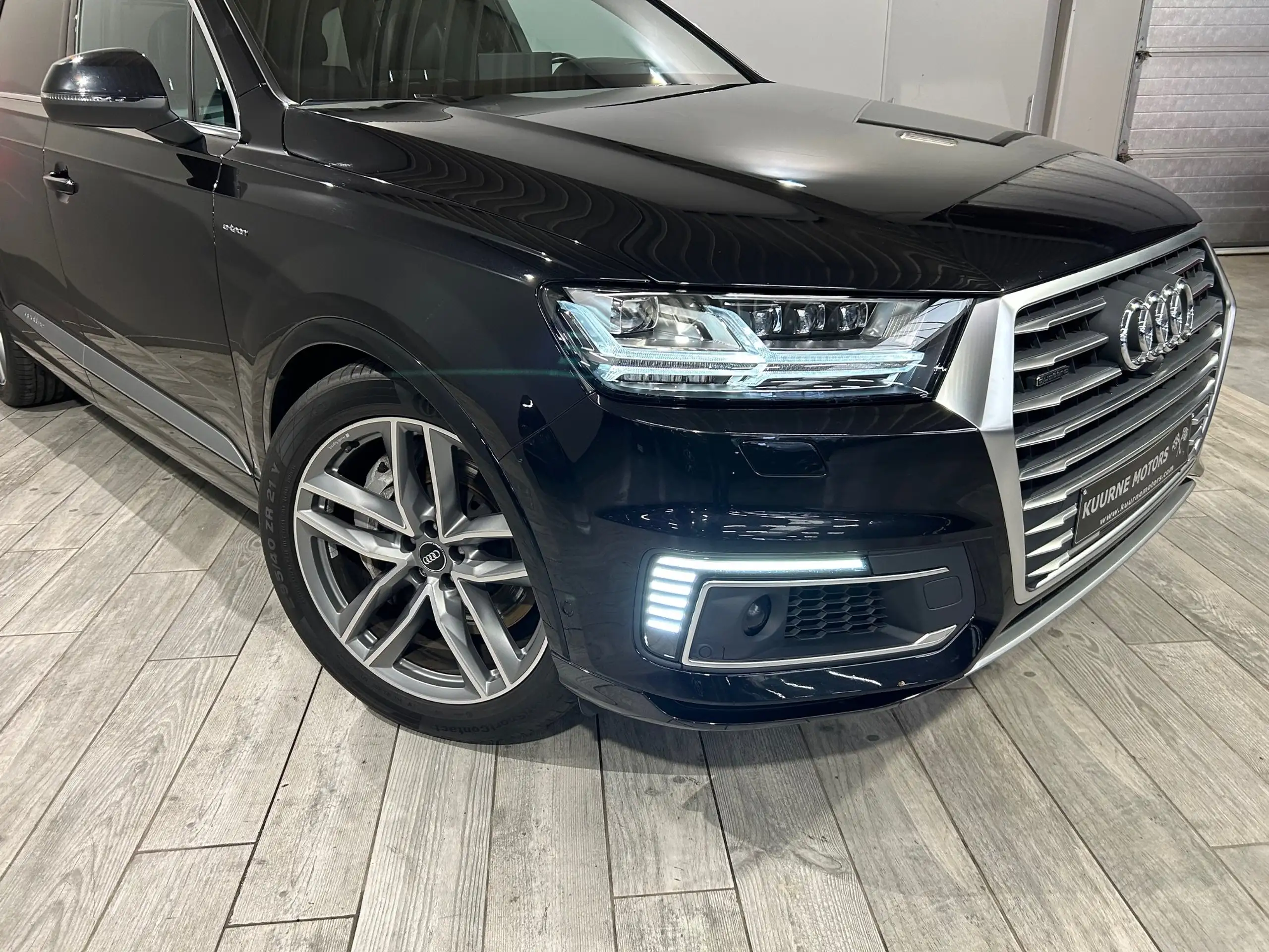 Audi - Q7