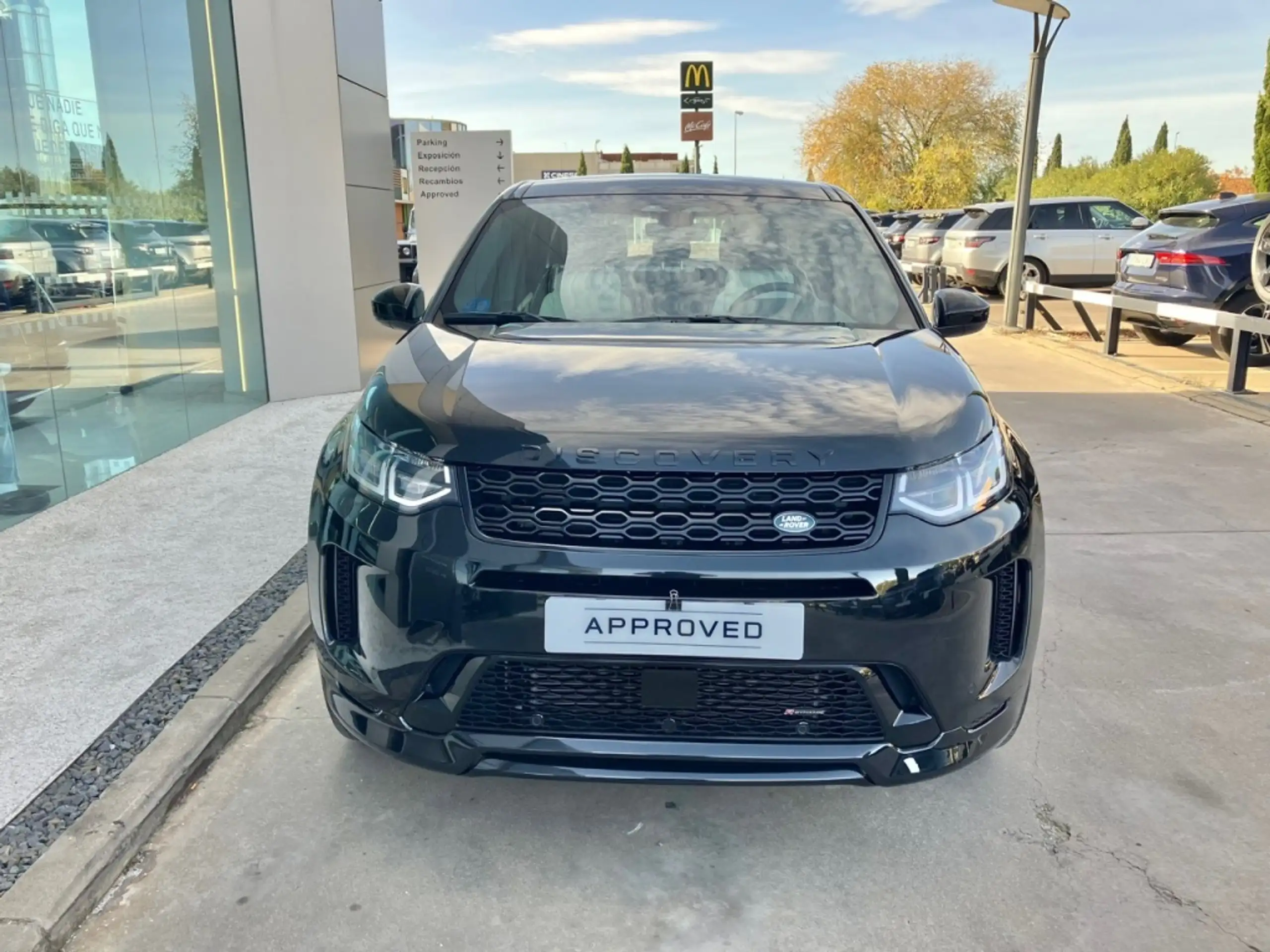 Land Rover - Discovery Sport