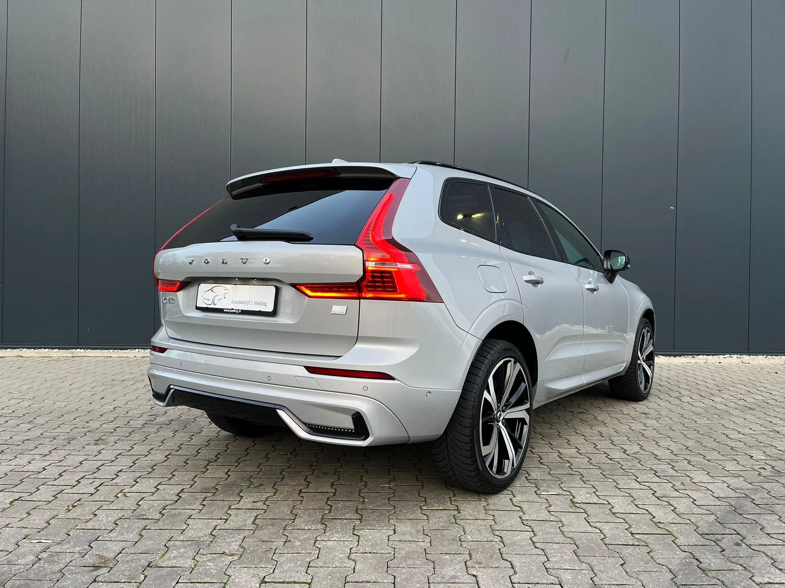 Volvo - XC60