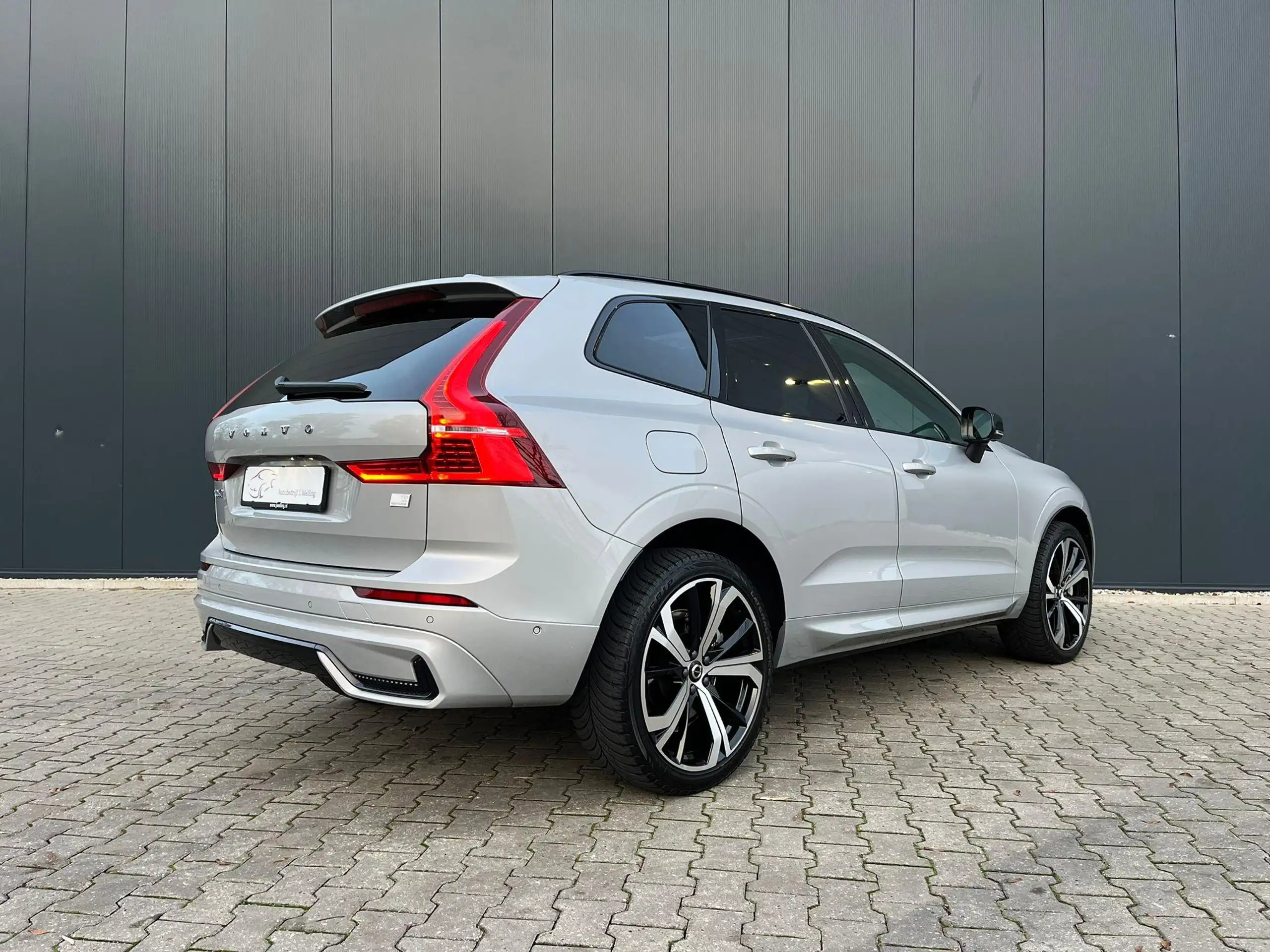 Volvo - XC60