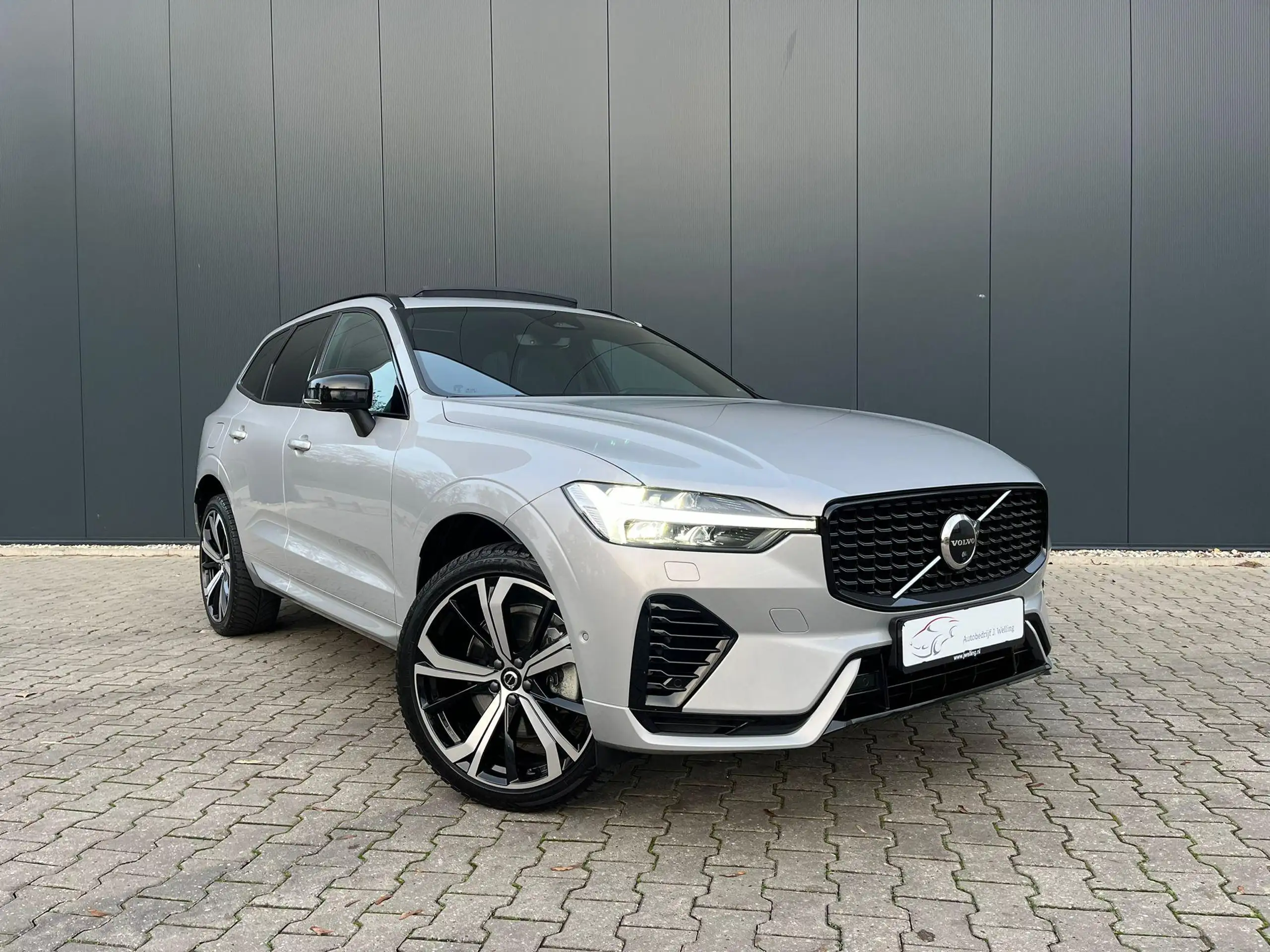 Volvo - XC60