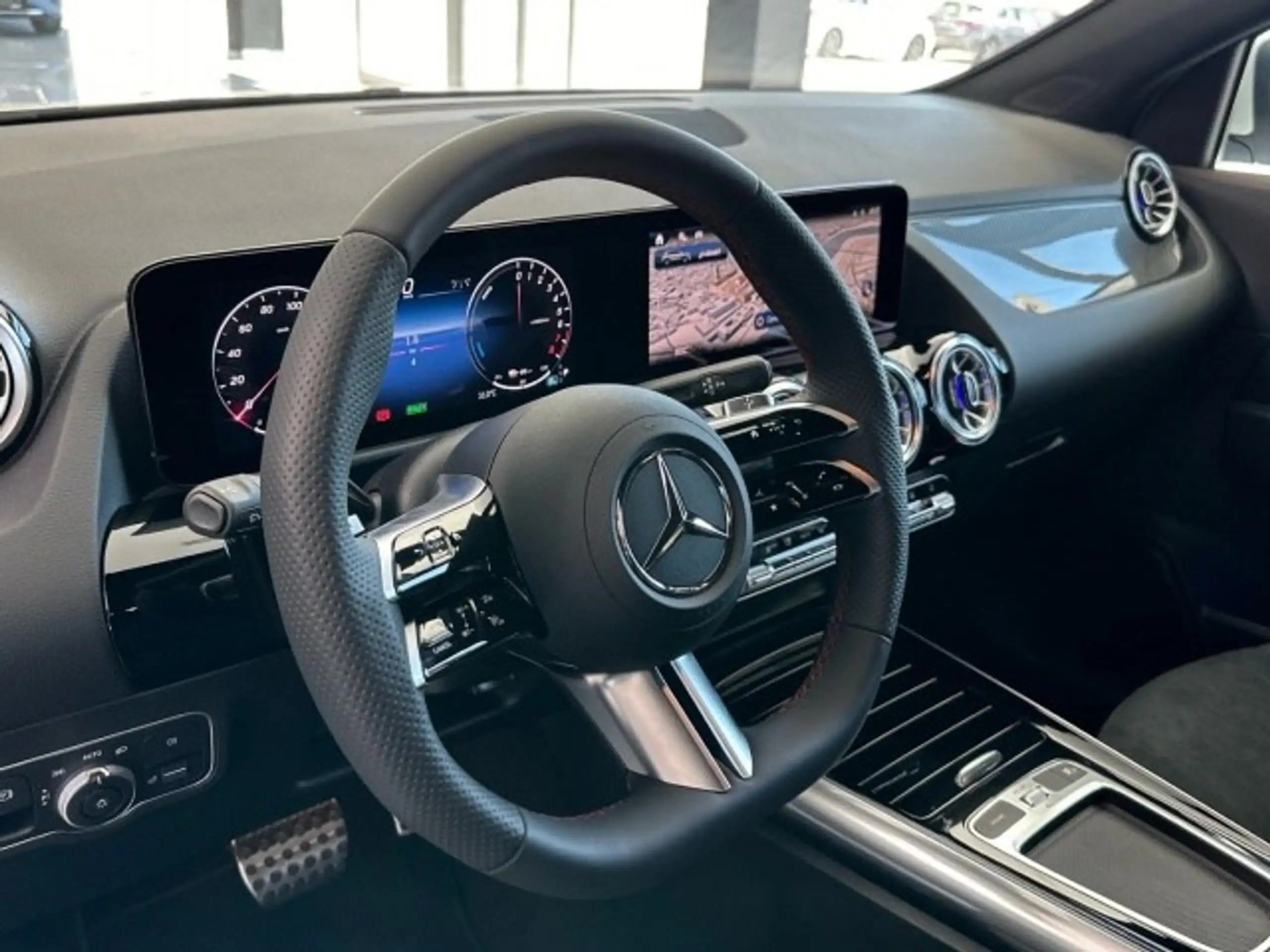 Mercedes-Benz - GLA 250