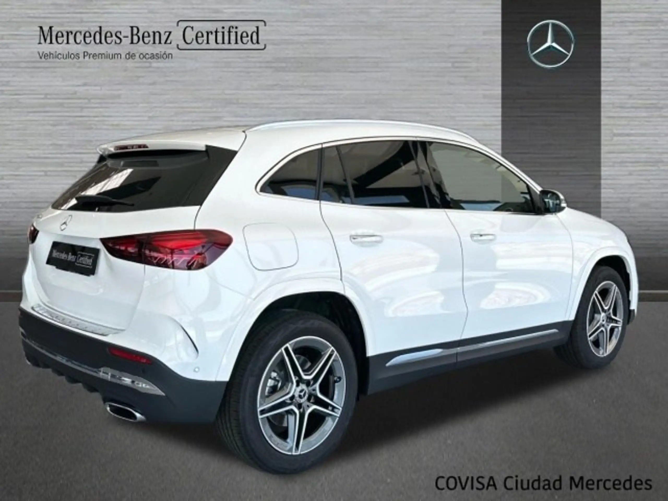 Mercedes-Benz - GLA 250