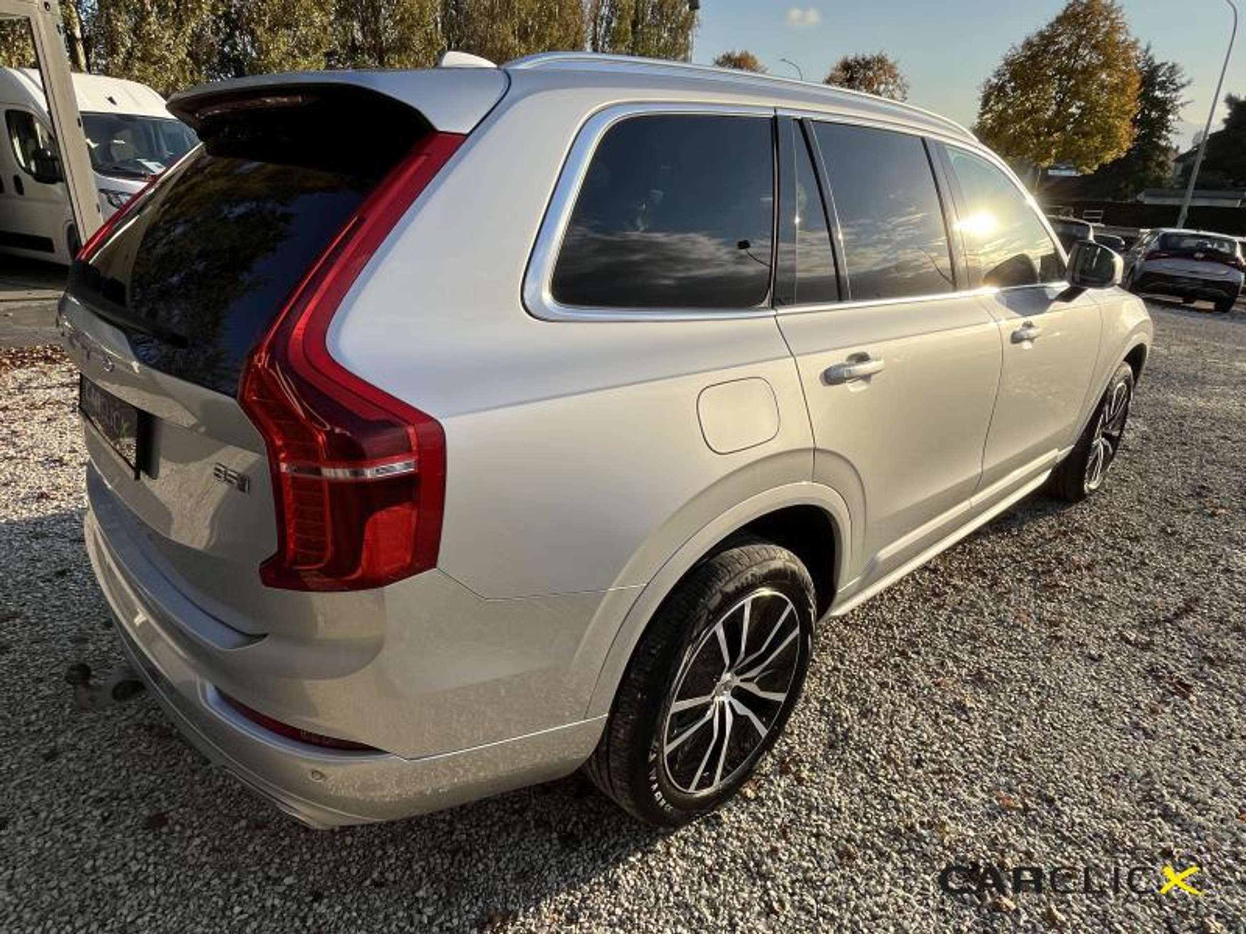 Volvo - XC90