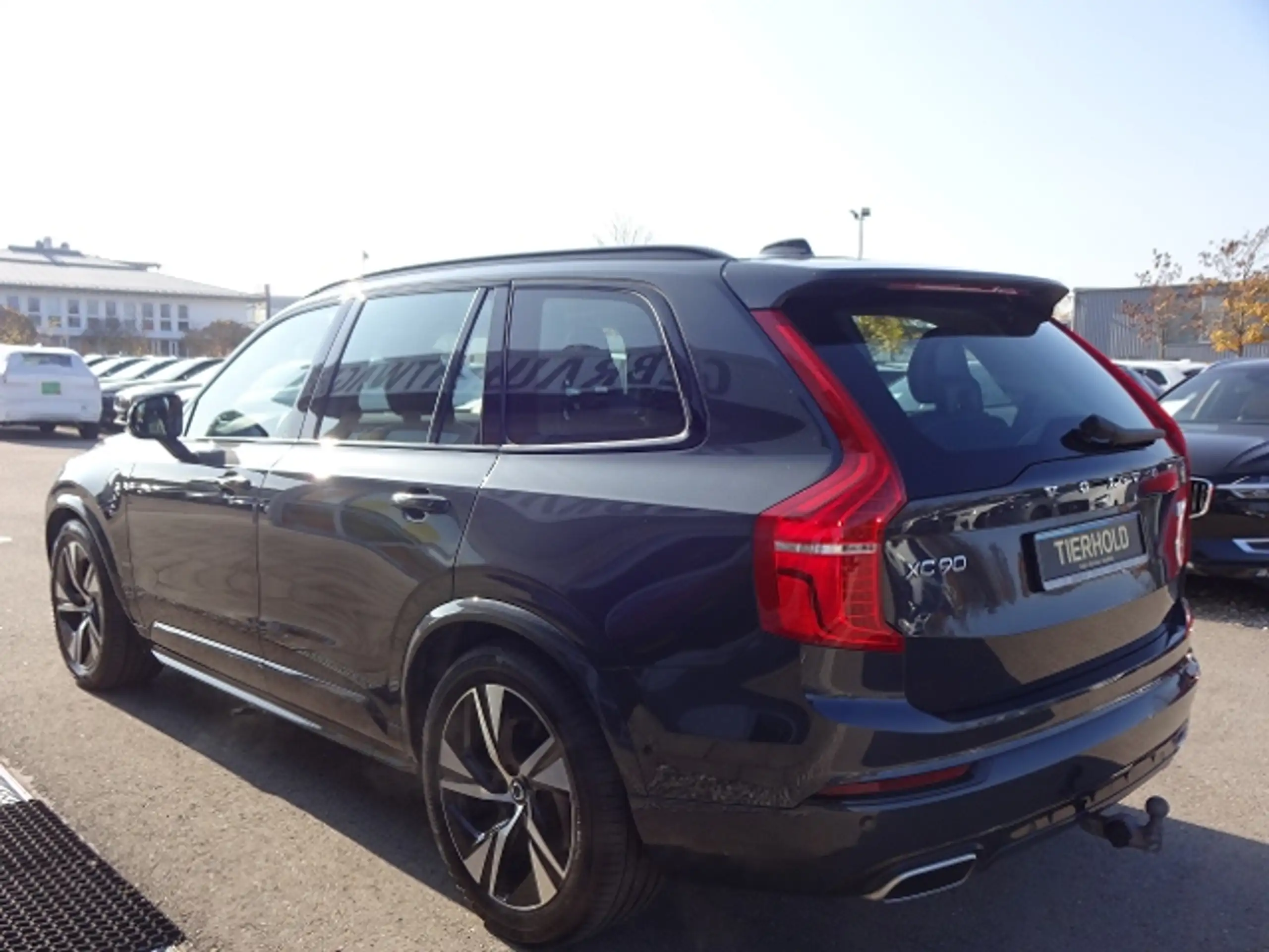 Volvo - XC90