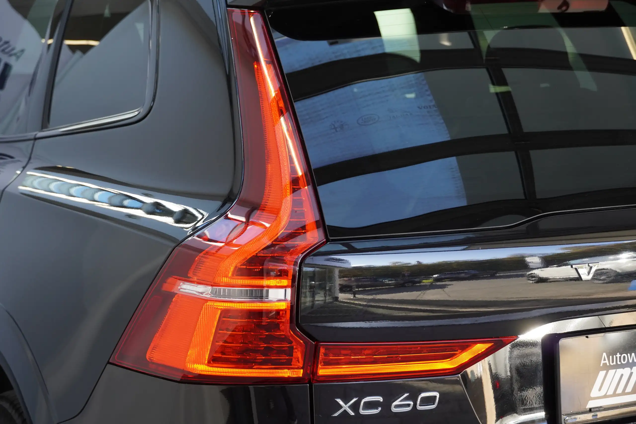 Volvo - XC60