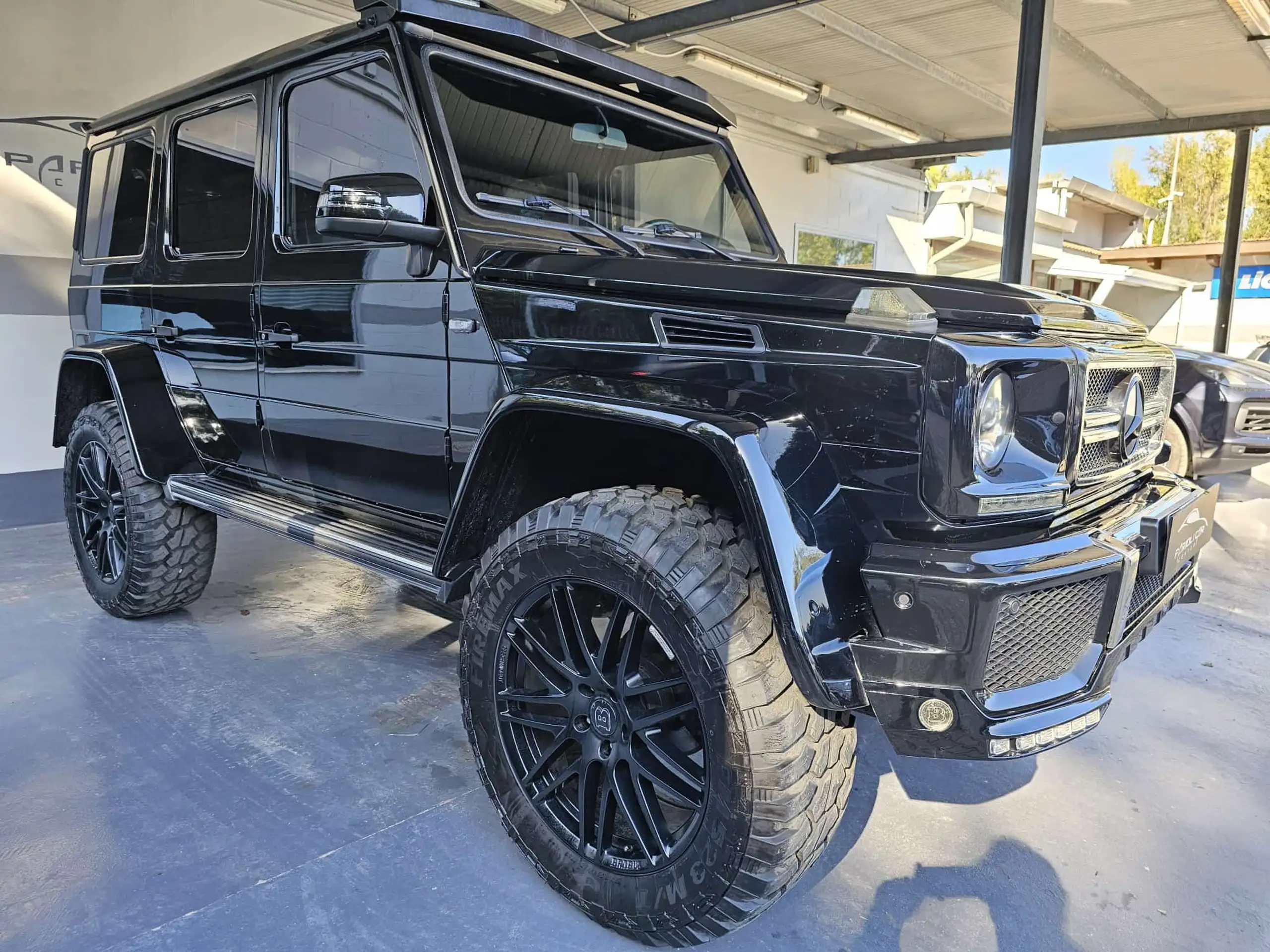 Mercedes-Benz - G