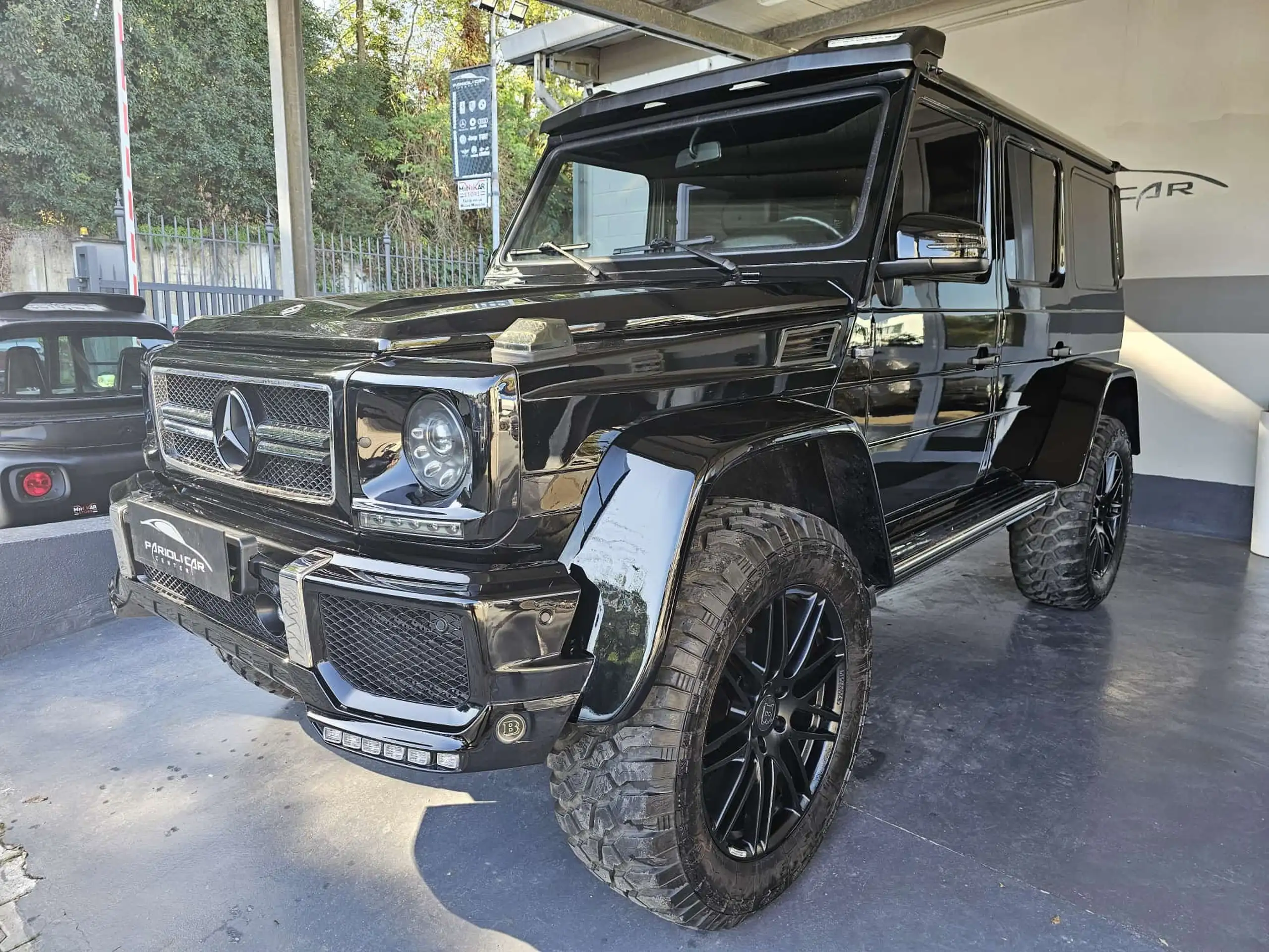 Mercedes-Benz - G