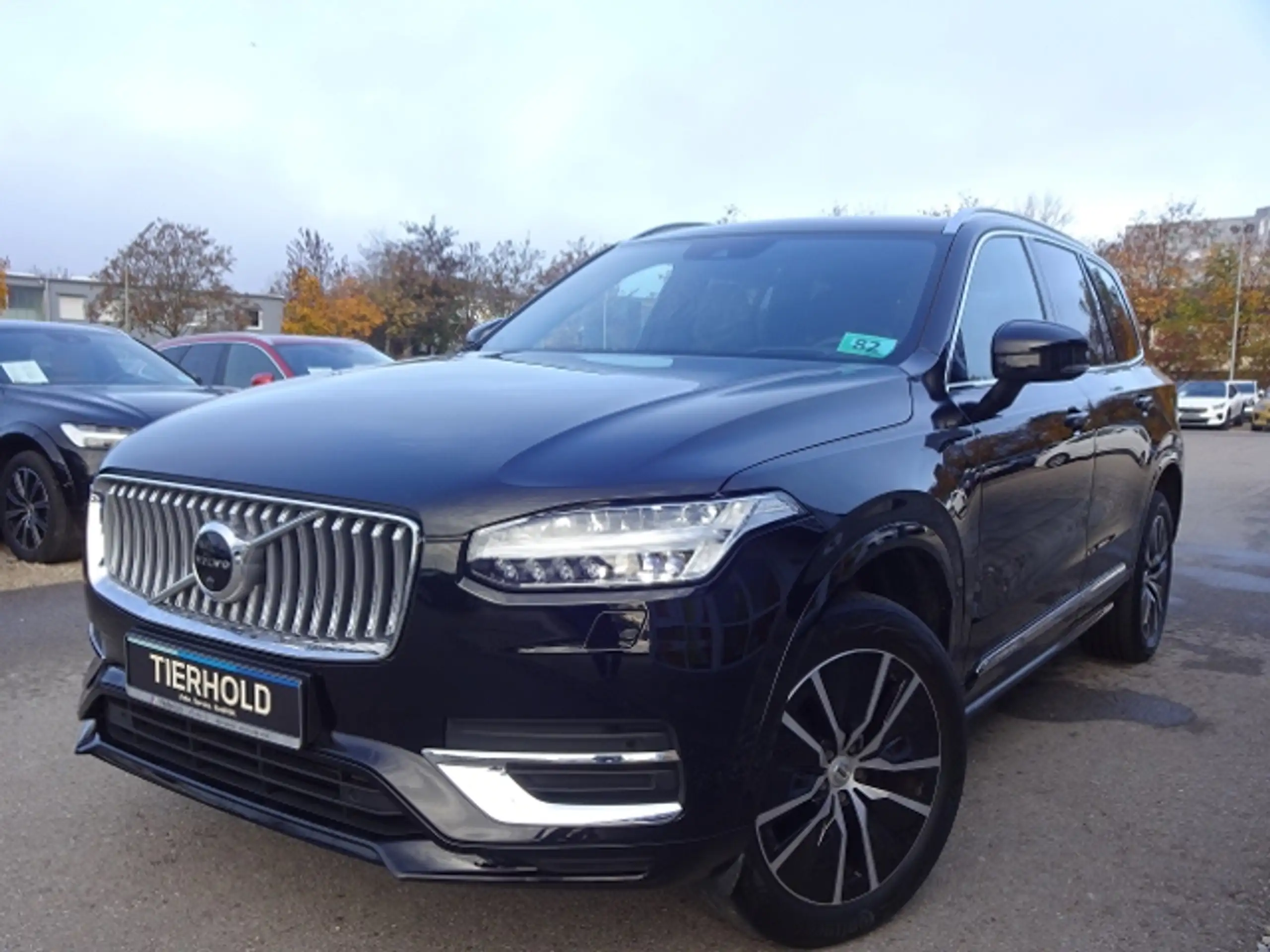 Volvo - XC90